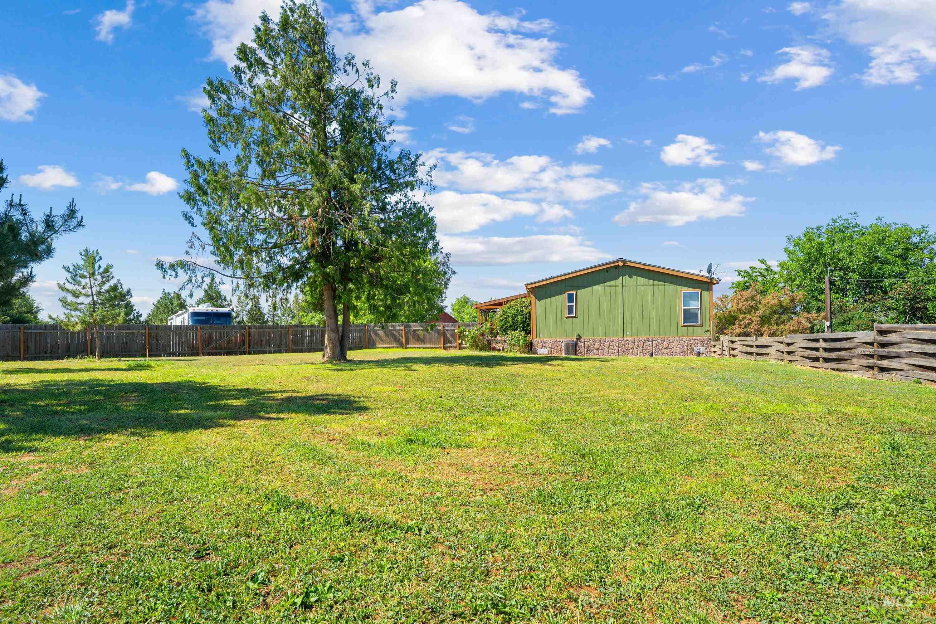 2151 2nd Ave, Clarkston, Washington 99403, 2 Bedrooms, 2 Bathrooms, Residential For Sale, Price $380,000, 98992694