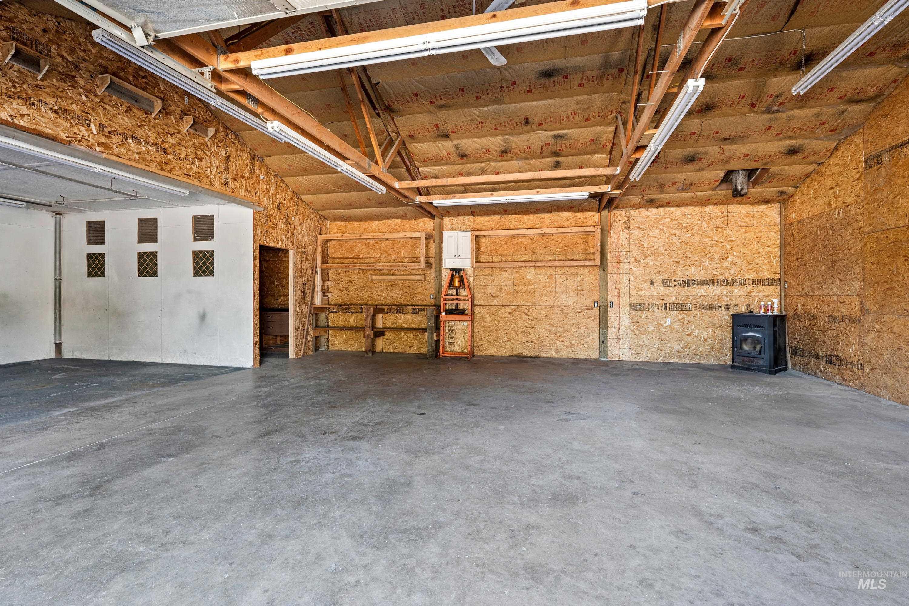 2151 2nd Ave, Clarkston, Washington 99403, 2 Bedrooms, 2 Bathrooms, Residential For Sale, Price $380,000, 98992694