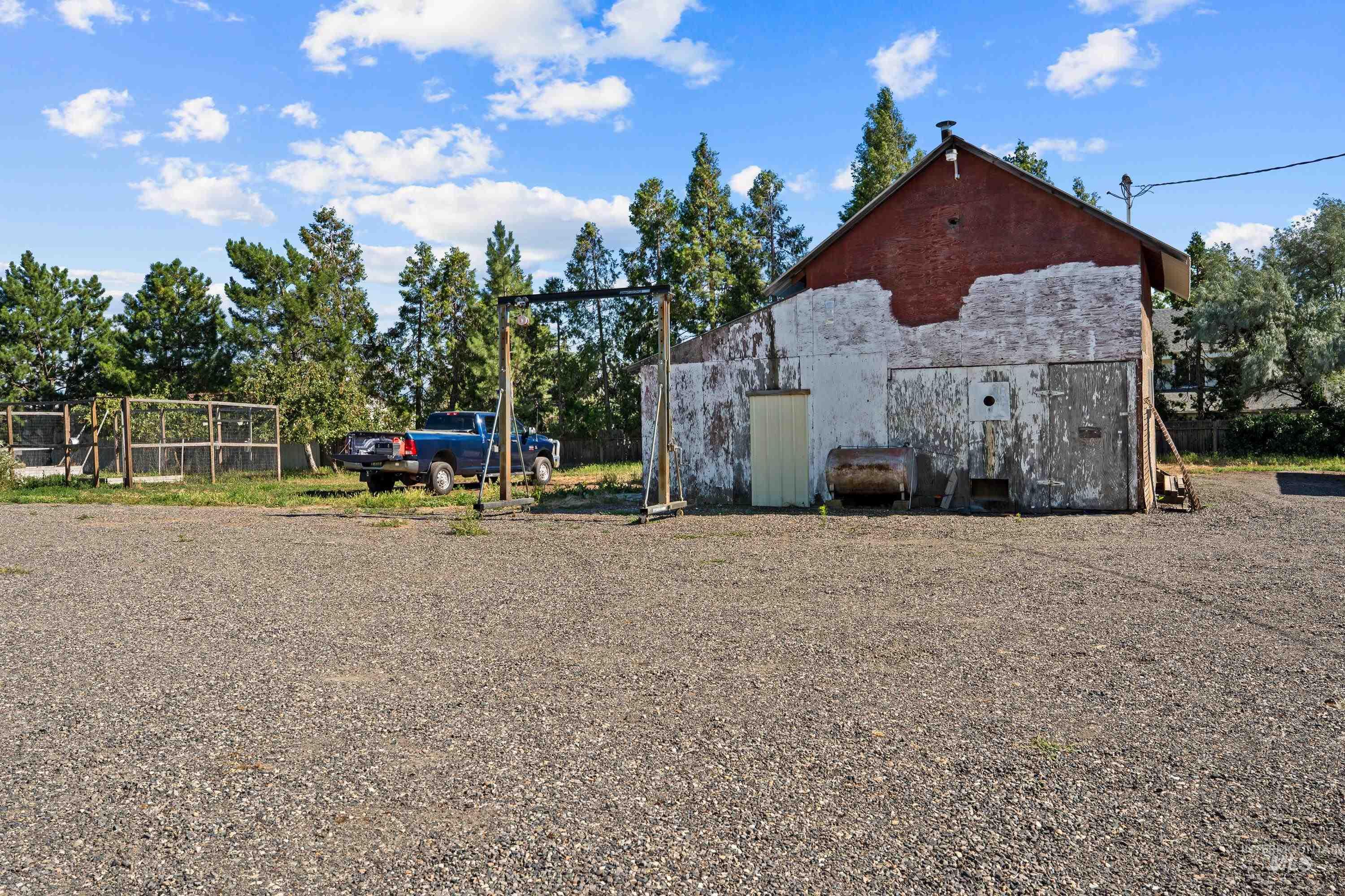 2151 2nd Ave, Clarkston, Washington 99403, 2 Bedrooms, 2 Bathrooms, Residential For Sale, Price $380,000, 98992694
