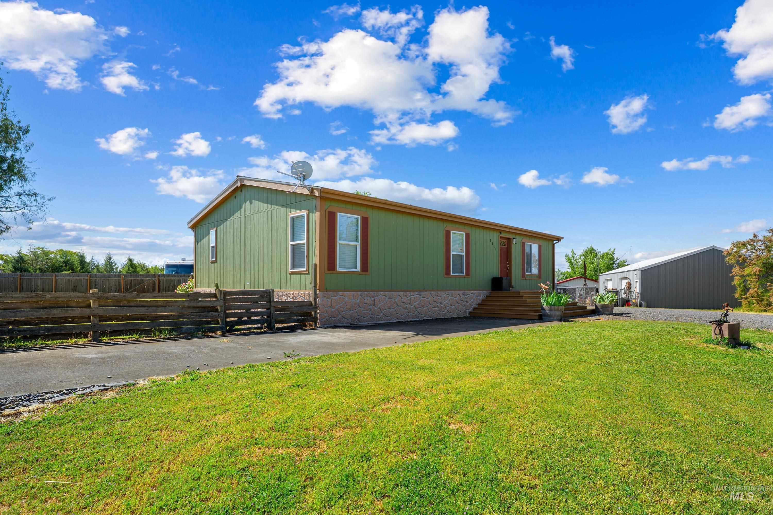 2151 2nd Ave, Clarkston, Washington 99403, 2 Bedrooms, 2 Bathrooms, Residential For Sale, Price $380,000, 98992694