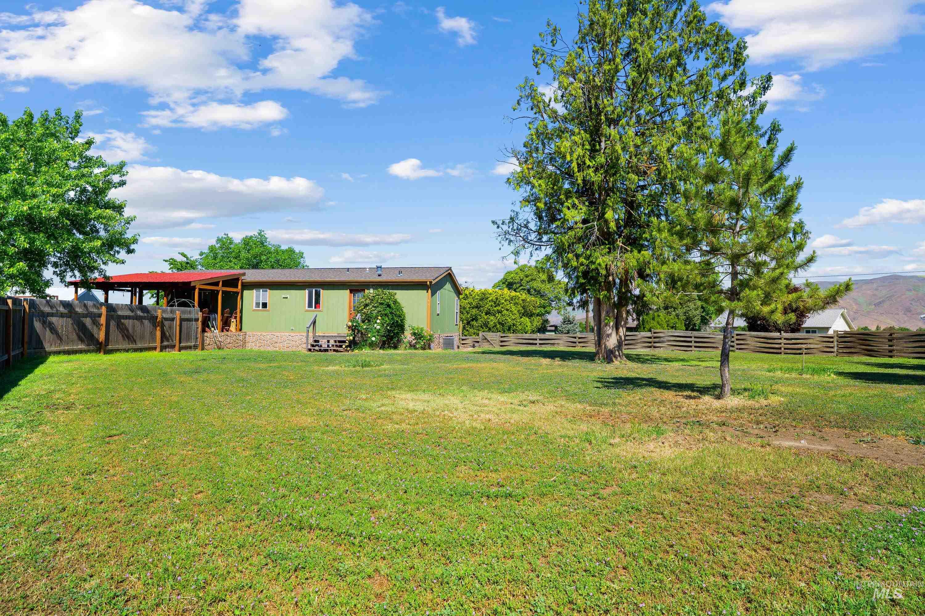 2151 2nd Ave, Clarkston, Washington 99403, 2 Bedrooms, 2 Bathrooms, Residential For Sale, Price $380,000, 98992694