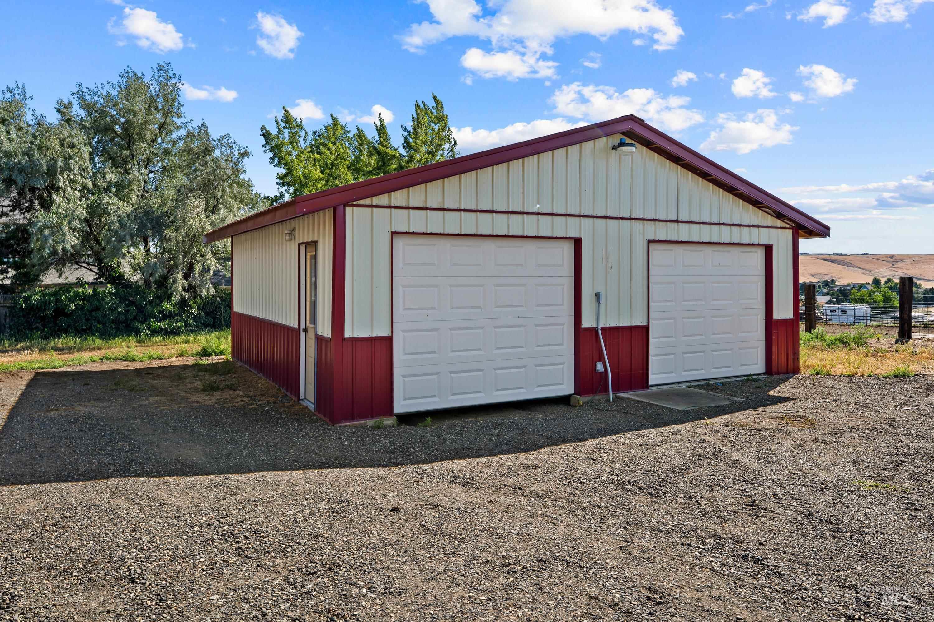 2151 2nd Ave, Clarkston, Washington 99403, 2 Bedrooms, 2 Bathrooms, Residential For Sale, Price $380,000, 98992694