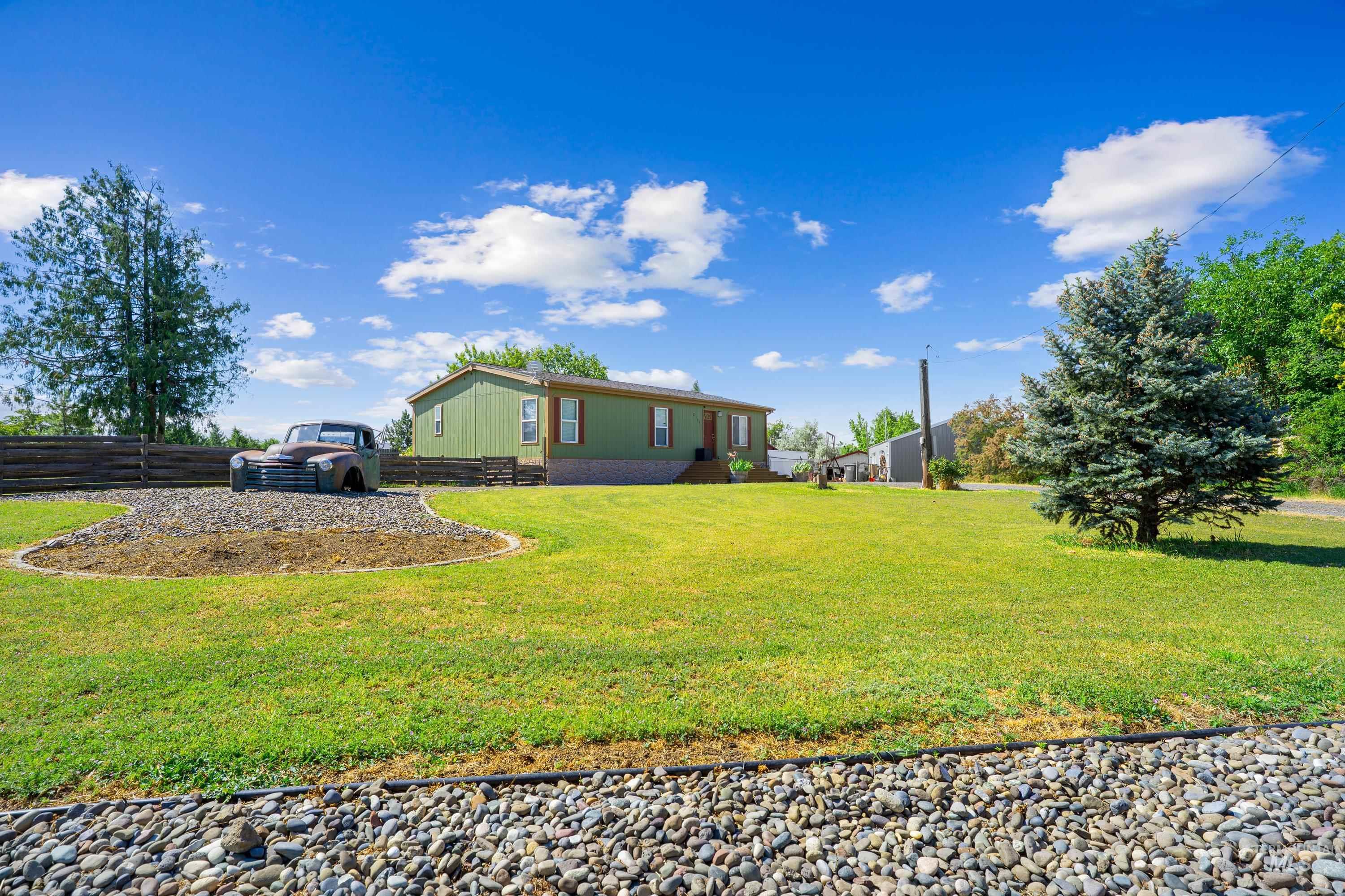 2151 2nd Ave, Clarkston, Washington 99403, 2 Bedrooms, 2 Bathrooms, Residential For Sale, Price $380,000, 98992694