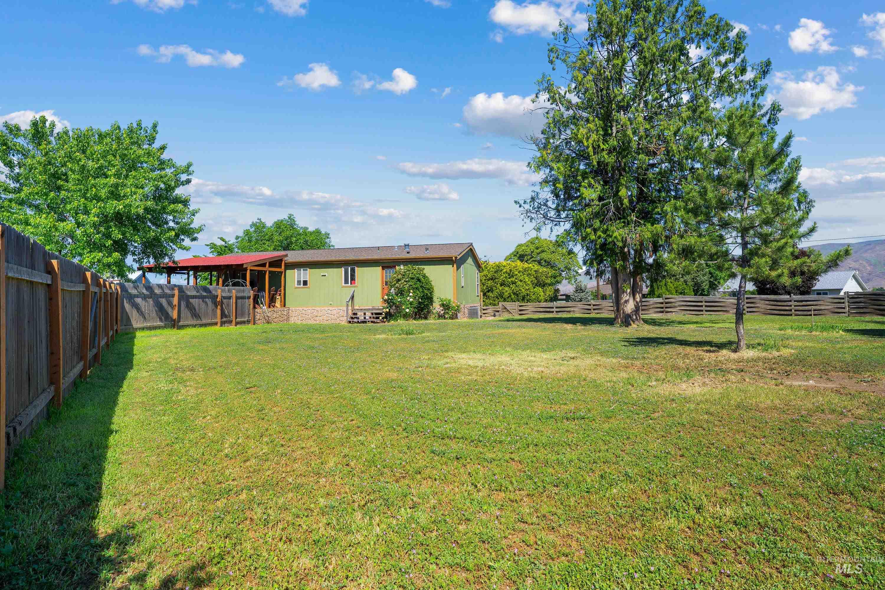 2151 2nd Ave, Clarkston, Washington 99403, 2 Bedrooms, 2 Bathrooms, Residential For Sale, Price $380,000, 98992694