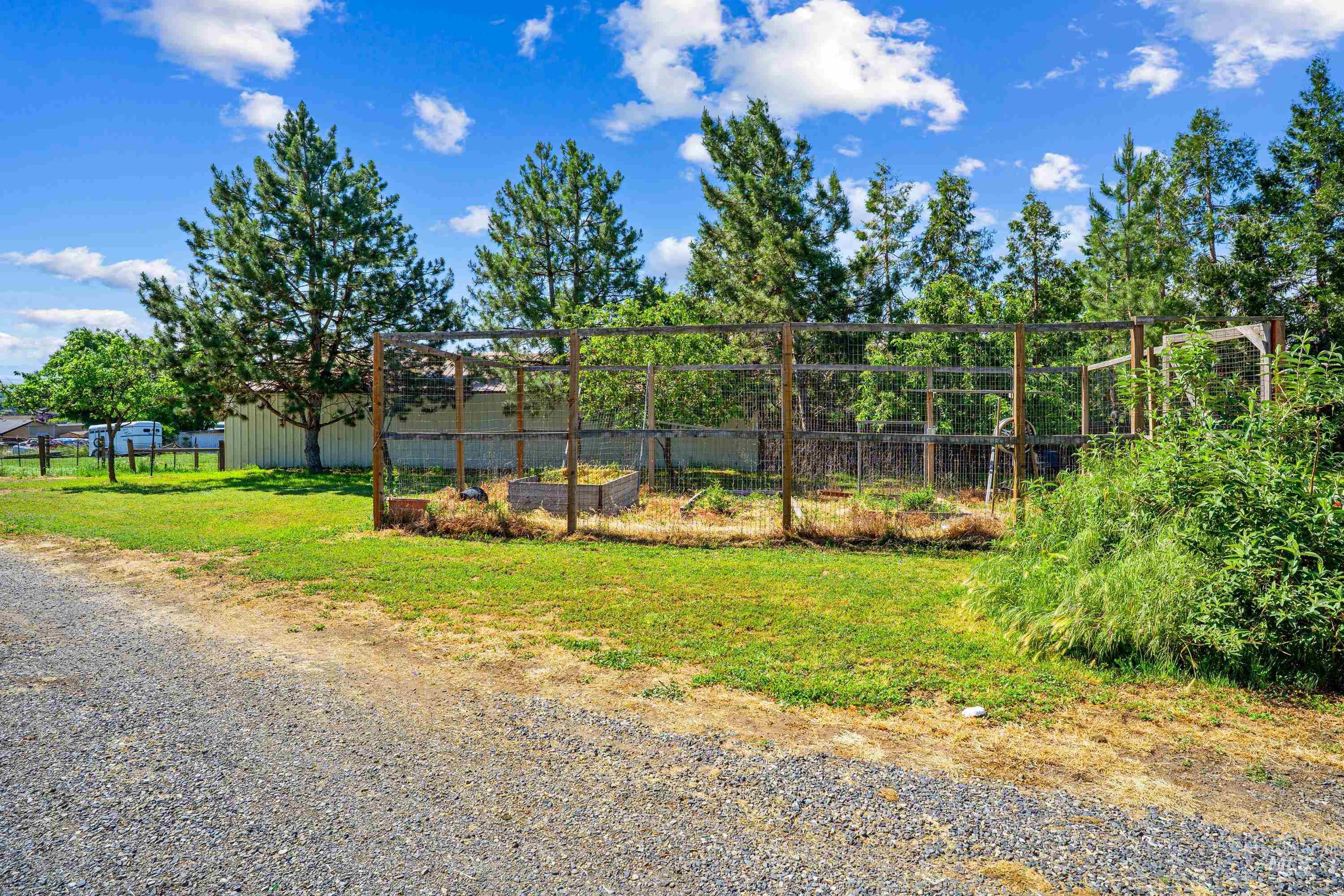 2151 2nd Ave, Clarkston, Washington 99403, 2 Bedrooms, 2 Bathrooms, Residential For Sale, Price $380,000, 98992694