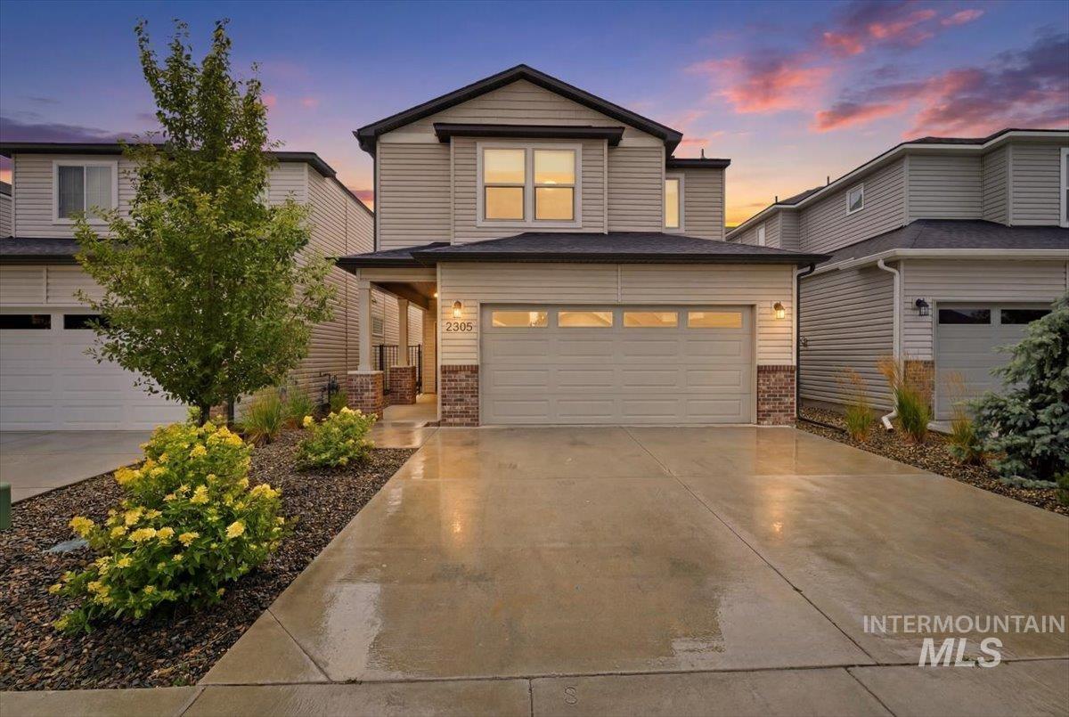 2305 E Danzee Drive, Boise, Idaho 83716, 3 Bedrooms, 2.5 Bathrooms, Residential For Sale, Price $558,000, 98992698