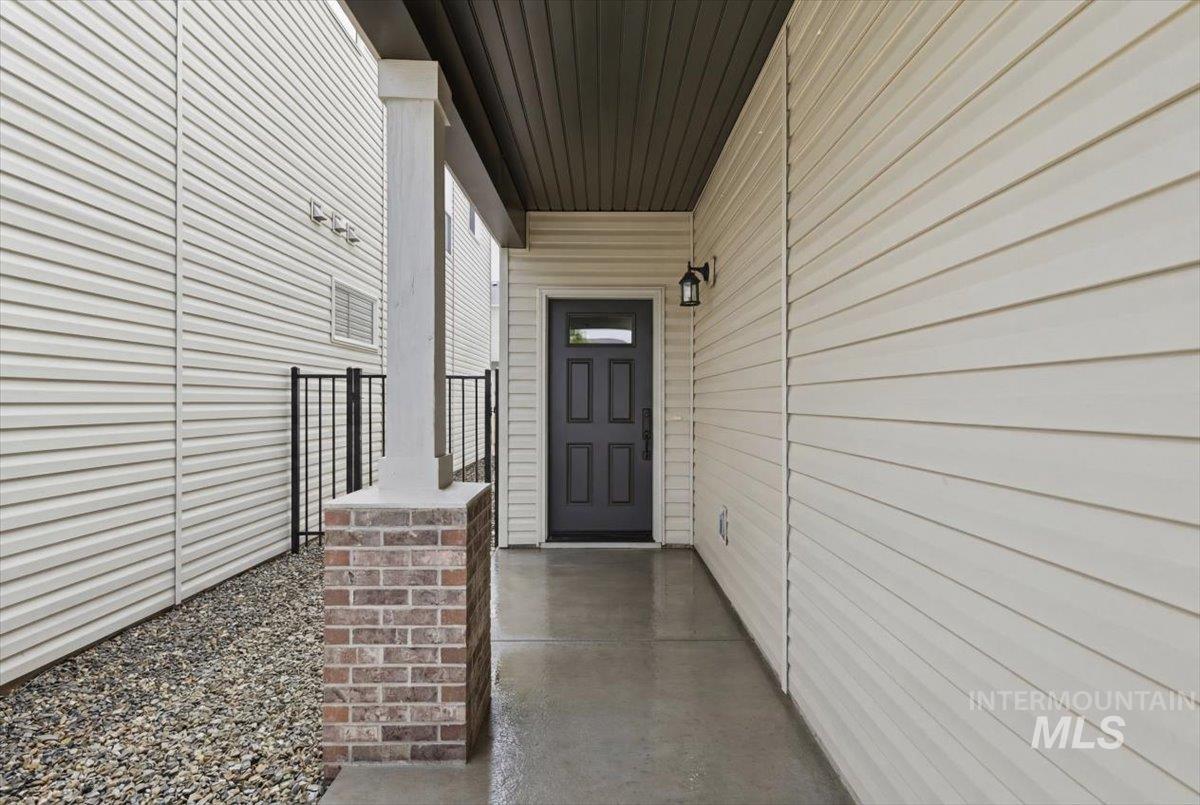 2305 E Danzee Drive, Boise, Idaho 83716, 3 Bedrooms, 2.5 Bathrooms, Residential For Sale, Price $558,000, 98992698