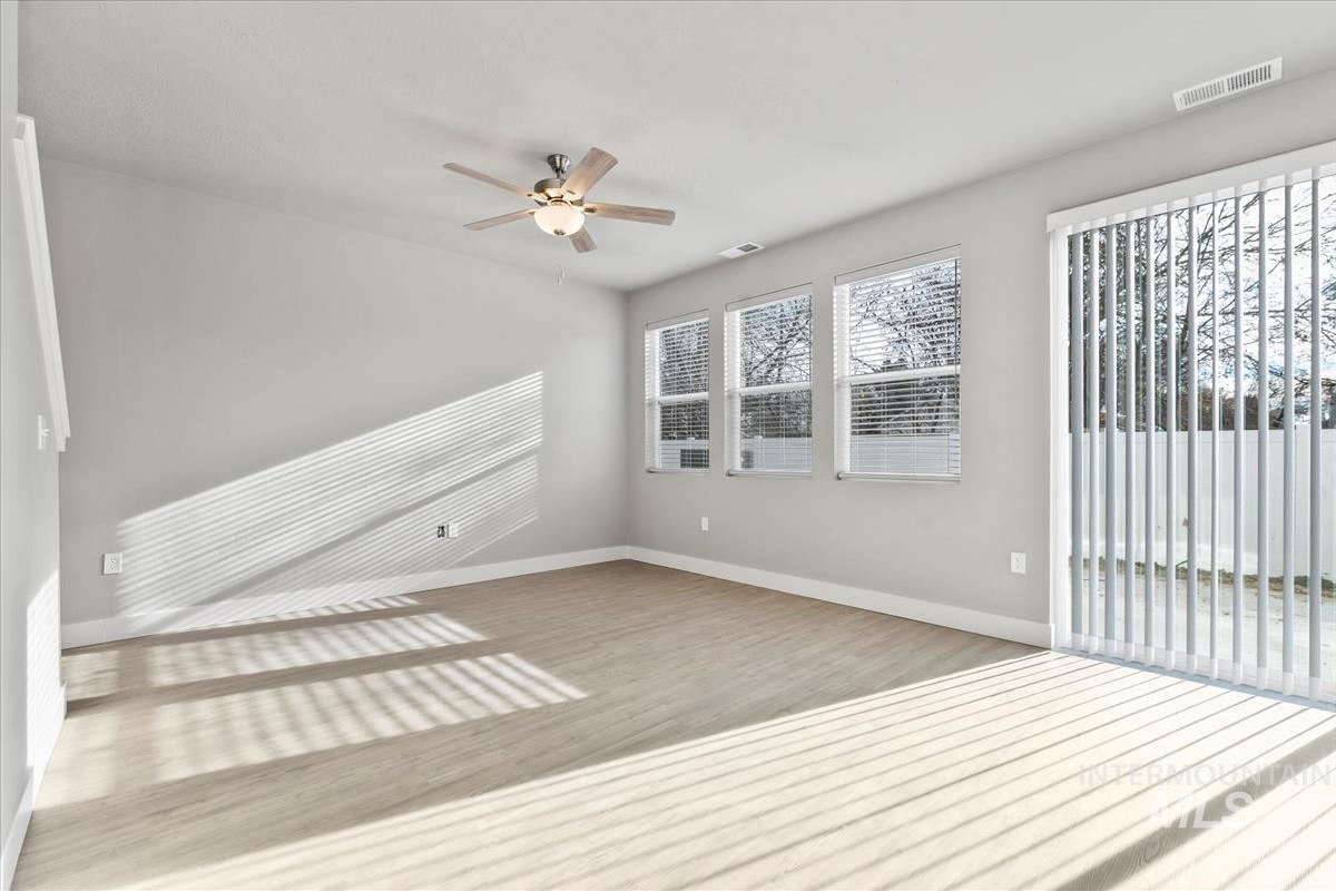 2811 W Palouse St, Boise, Idaho 83705, 3 Bedrooms, 2 Bathrooms, Residential Income For Sale, Price $459,999,MLS 98992700