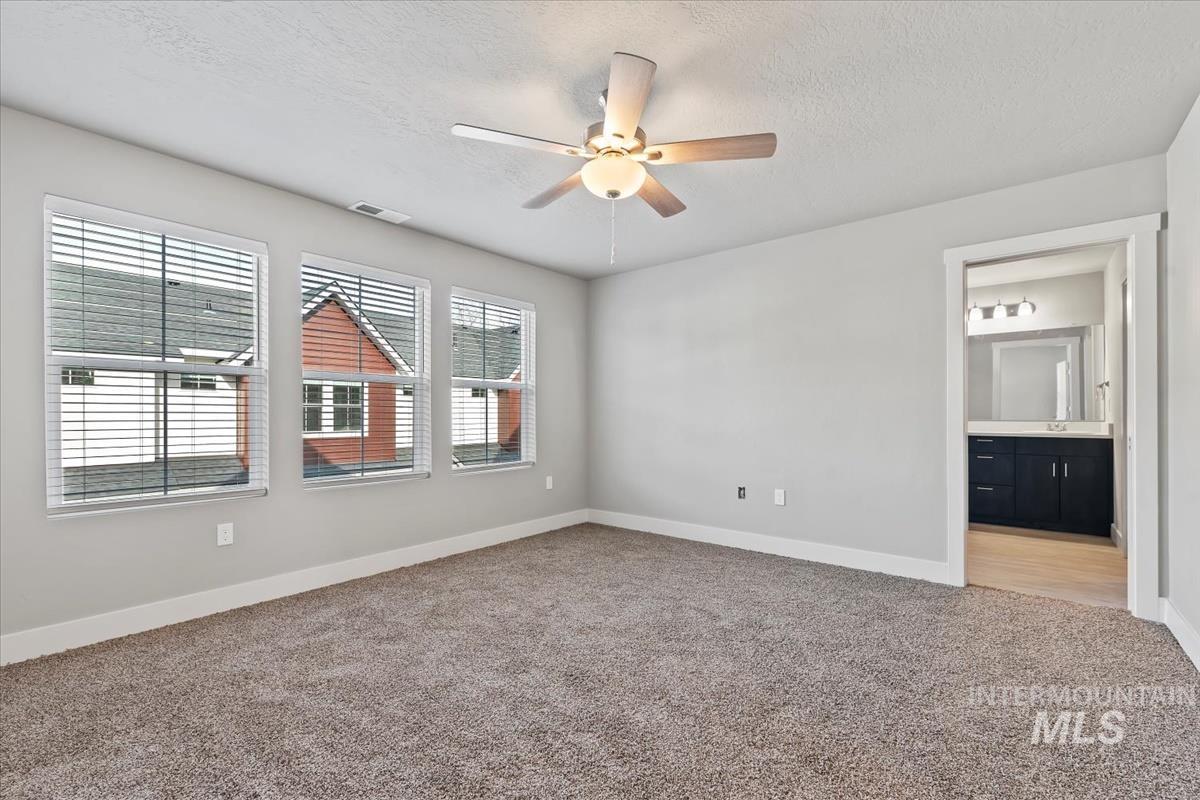 2811 W Palouse St, Boise, Idaho 83705, 3 Bedrooms, 2 Bathrooms, Residential Income For Sale, Price $459,999,MLS 98992700