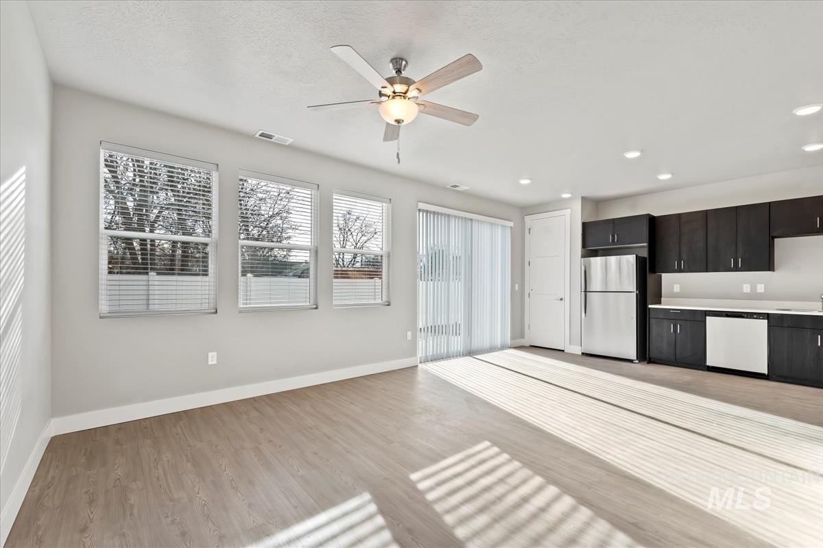2811 W Palouse St, Boise, Idaho 83705, 3 Bedrooms, 2 Bathrooms, Residential Income For Sale, Price $459,999,MLS 98992700