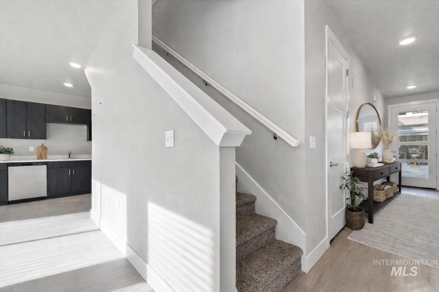 2797 W Palouse St, Boise, Idaho 83705, 3 Bedrooms, 2 Bathrooms, Residential For Sale, Price $459,999, 98992701