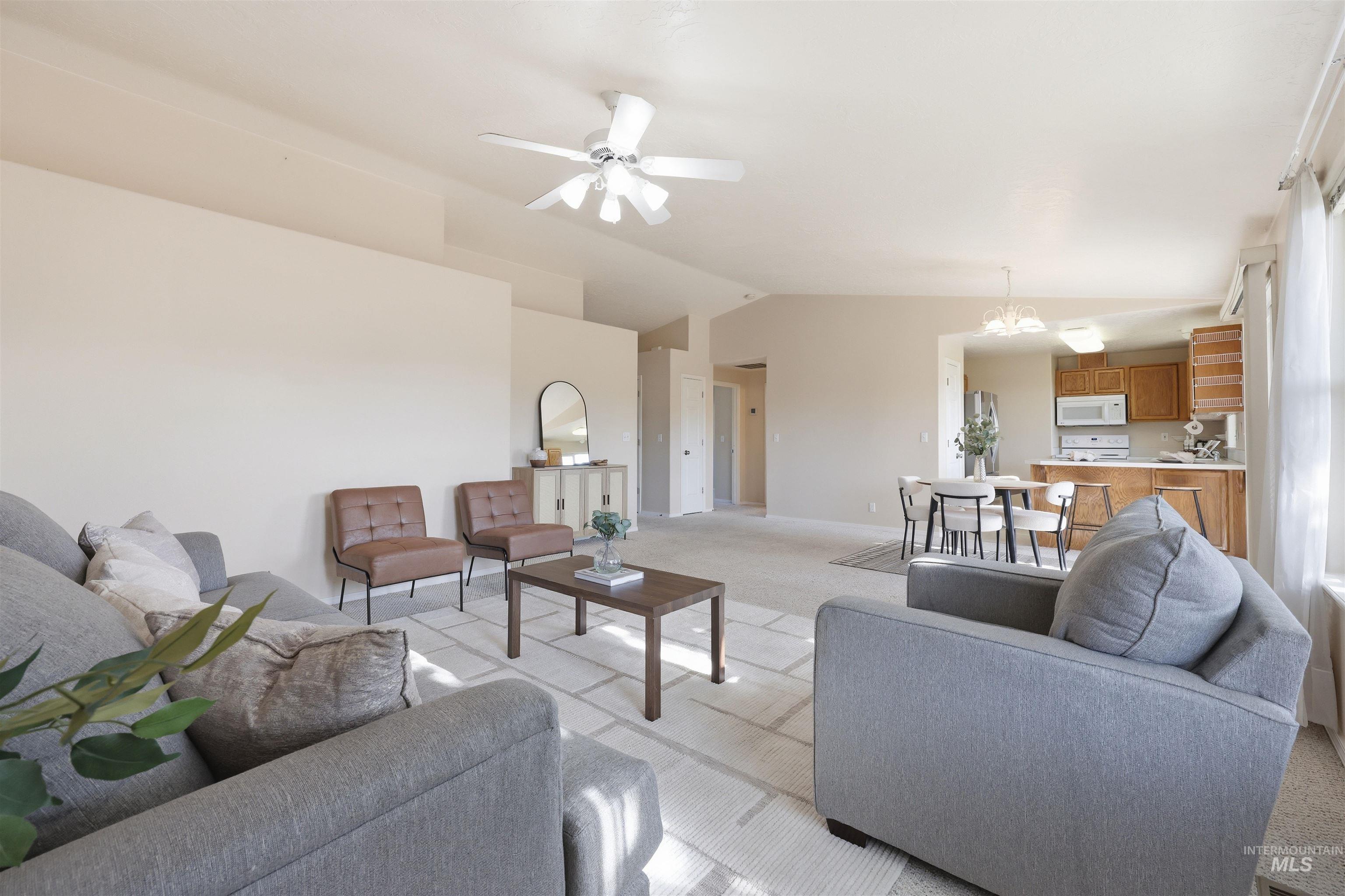 2288 N Linda Vista Pl, Boise, Idaho 83704, 2 Bedrooms, 2 Bathrooms, Residential For Sale, Price $375,000,MLS 98992702