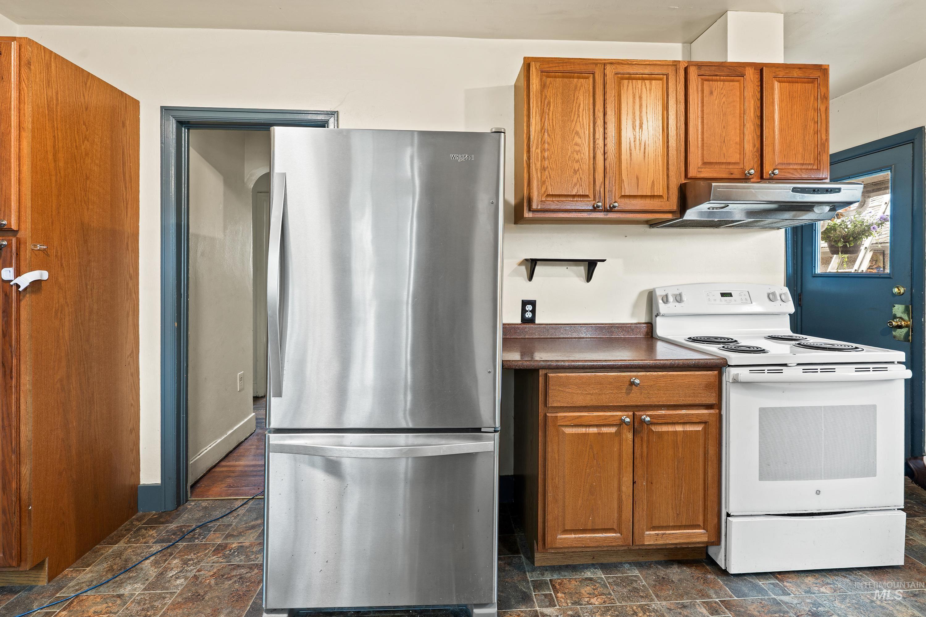 1002 11th Ave, Lewiston, Idaho 83501, 2 Bedrooms, 1 Bathroom, Residential For Sale, Price $265,000,MLS 98992704