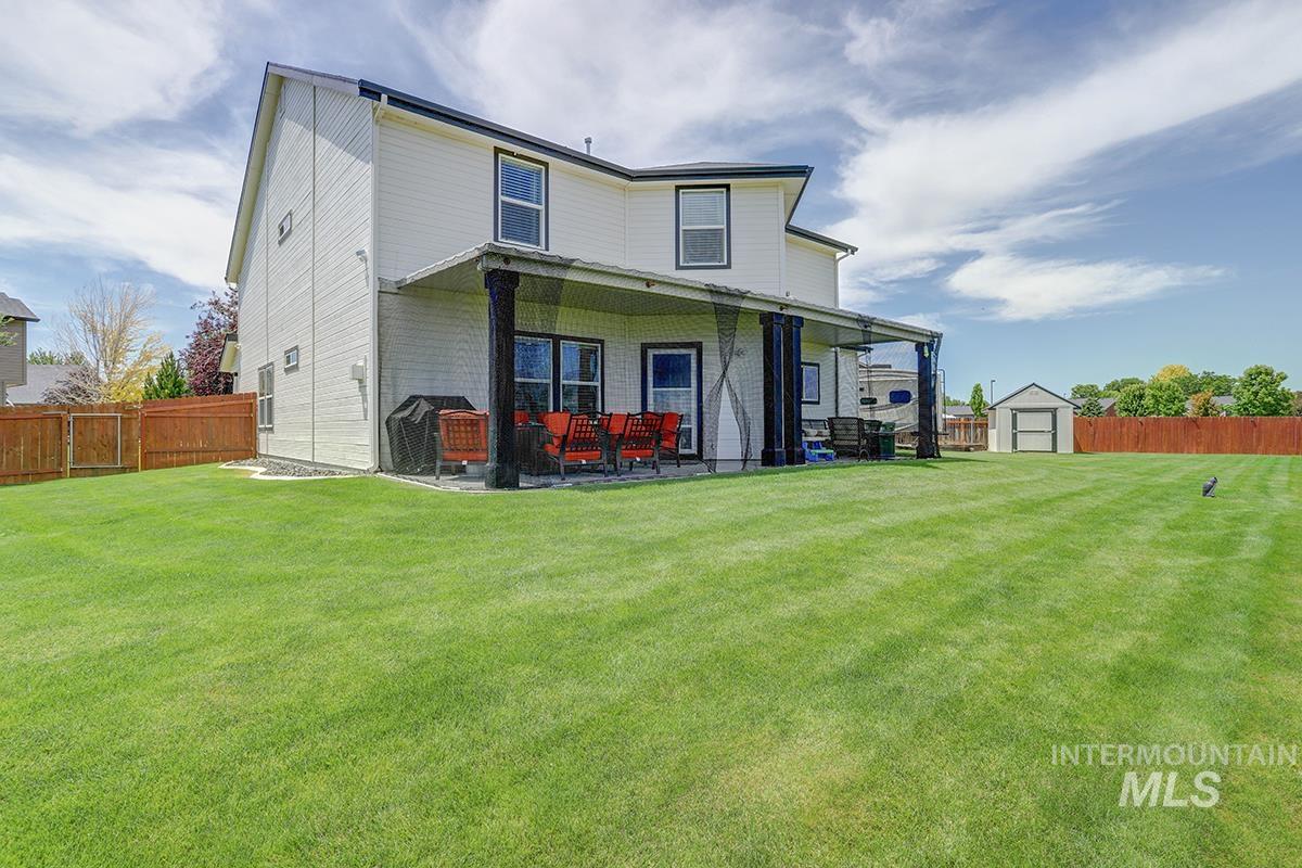 2820 W Paula Red, Kuna, Idaho 83634, 5 Bedrooms, 4 Bathrooms, Residential For Sale, Price $679,900, 98992706