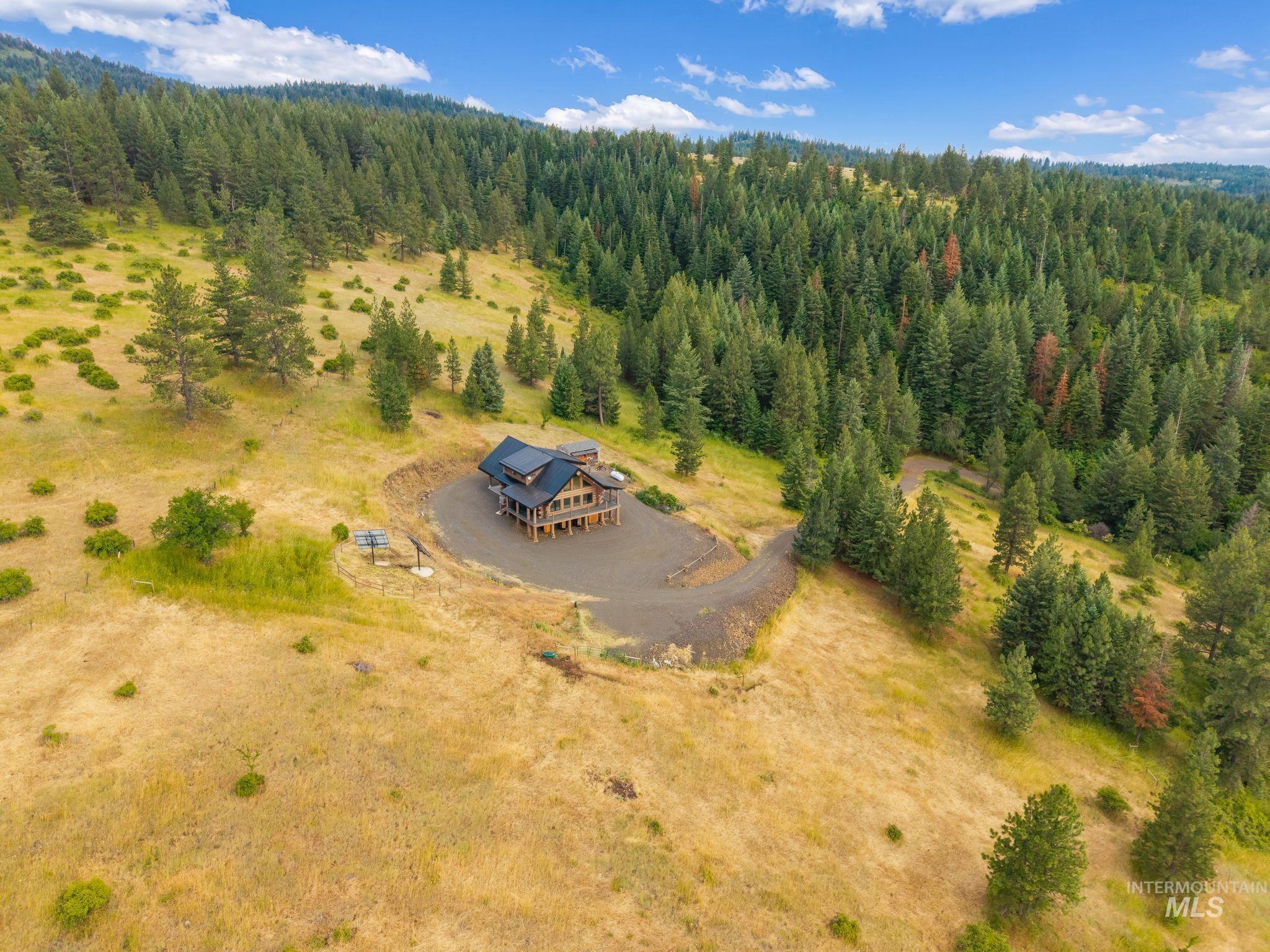 2625 Old White Bird Hill Road, Grangeville, Idaho 83530, 3 Bedrooms, 3 Bathrooms, Residential For Sale, Price $1,149,000,MLS 98992711