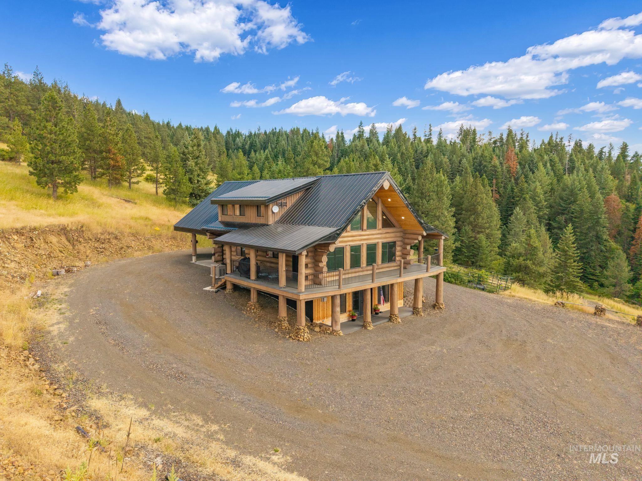 2625 Old White Bird Hill Road, Grangeville, Idaho 83530, 3 Bedrooms, 3 Bathrooms, Residential For Sale, Price $1,149,000,MLS 98992711