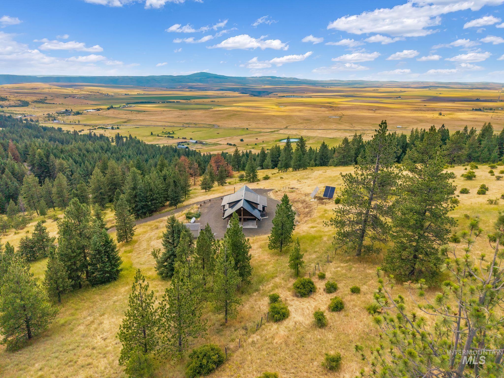 2625 Old White Bird Hill Road, Grangeville, Idaho 83530, 3 Bedrooms, 3 Bathrooms, Residential For Sale, Price $1,149,000,MLS 98992711