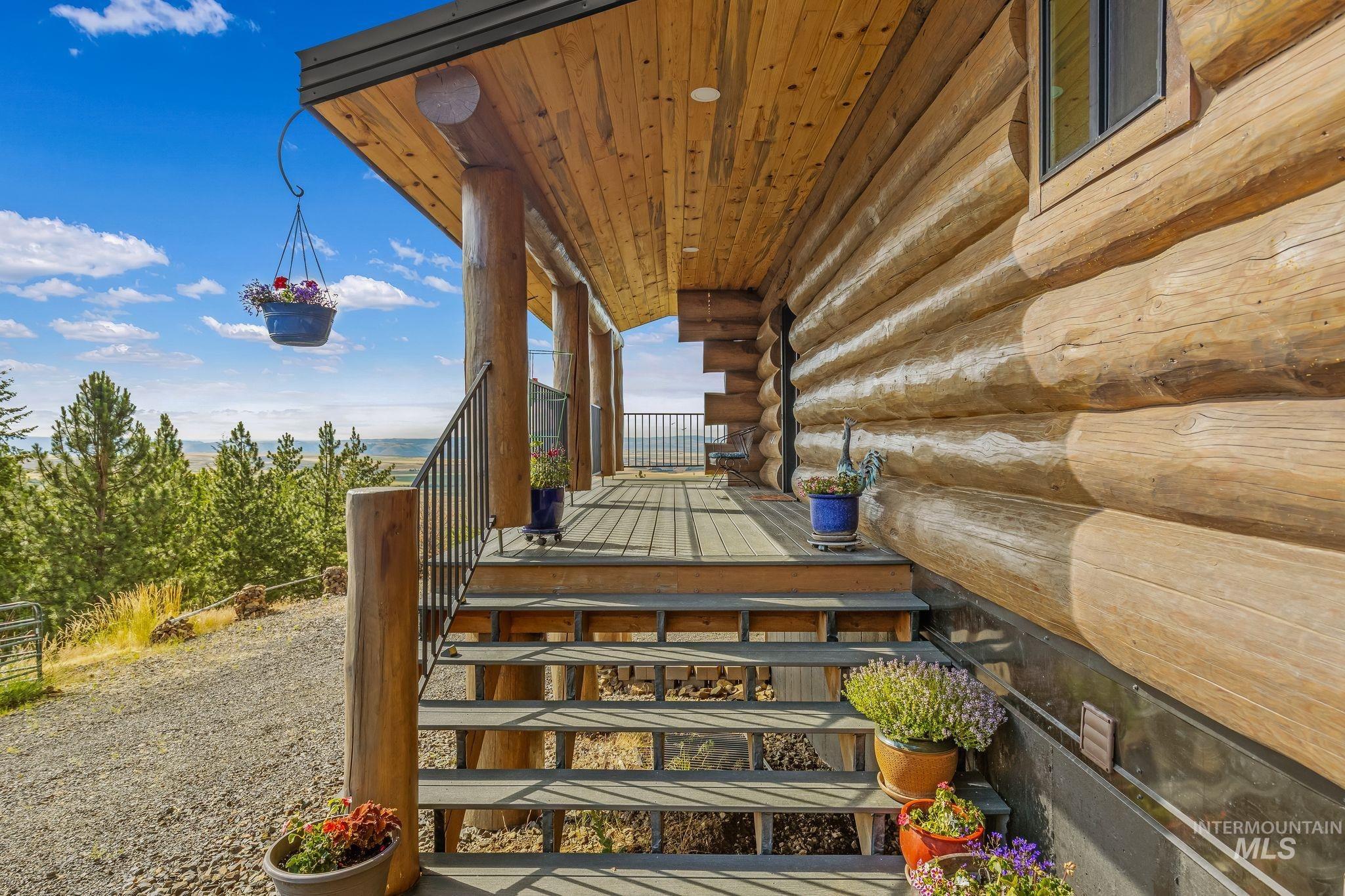 2625 Old White Bird Hill Road, Grangeville, Idaho 83530, 3 Bedrooms, 3 Bathrooms, Residential For Sale, Price $1,149,000,MLS 98992711