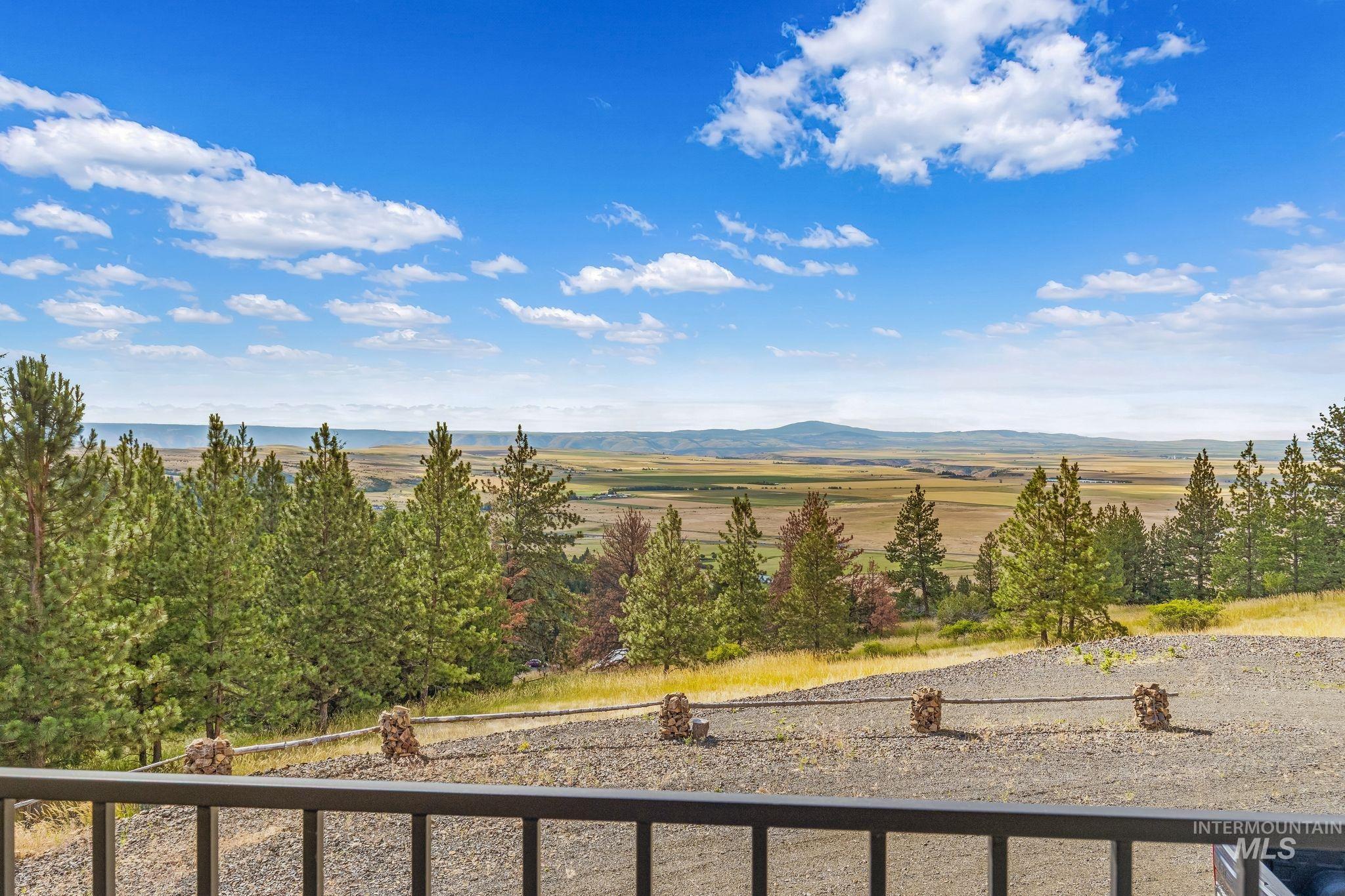 2625 Old White Bird Hill Road, Grangeville, Idaho 83530, 3 Bedrooms, 3 Bathrooms, Residential For Sale, Price $1,149,000,MLS 98992711