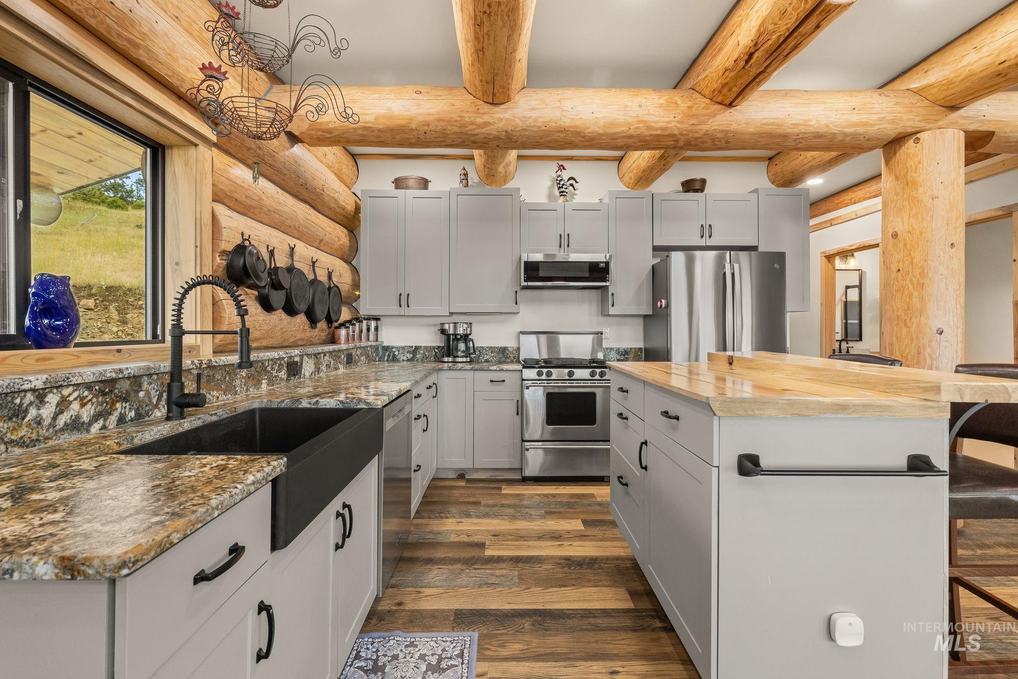 2625 Old White Bird Hill Road, Grangeville, Idaho 83530, 3 Bedrooms, 3 Bathrooms, Residential For Sale, Price $1,149,000,MLS 98992711