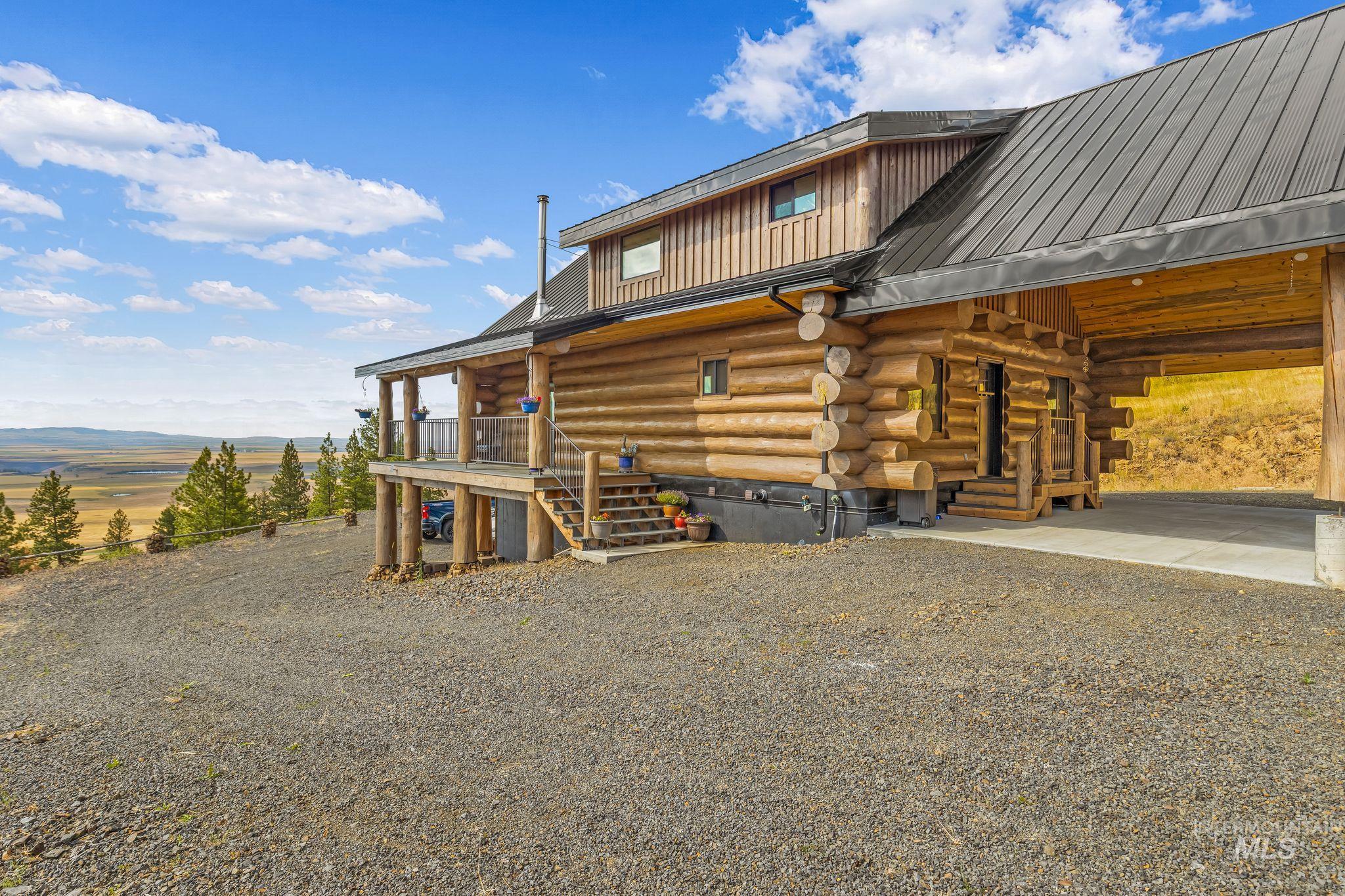 2625 Old White Bird Hill Road, Grangeville, Idaho 83530, 3 Bedrooms, 3 Bathrooms, Residential For Sale, Price $1,149,000,MLS 98992711