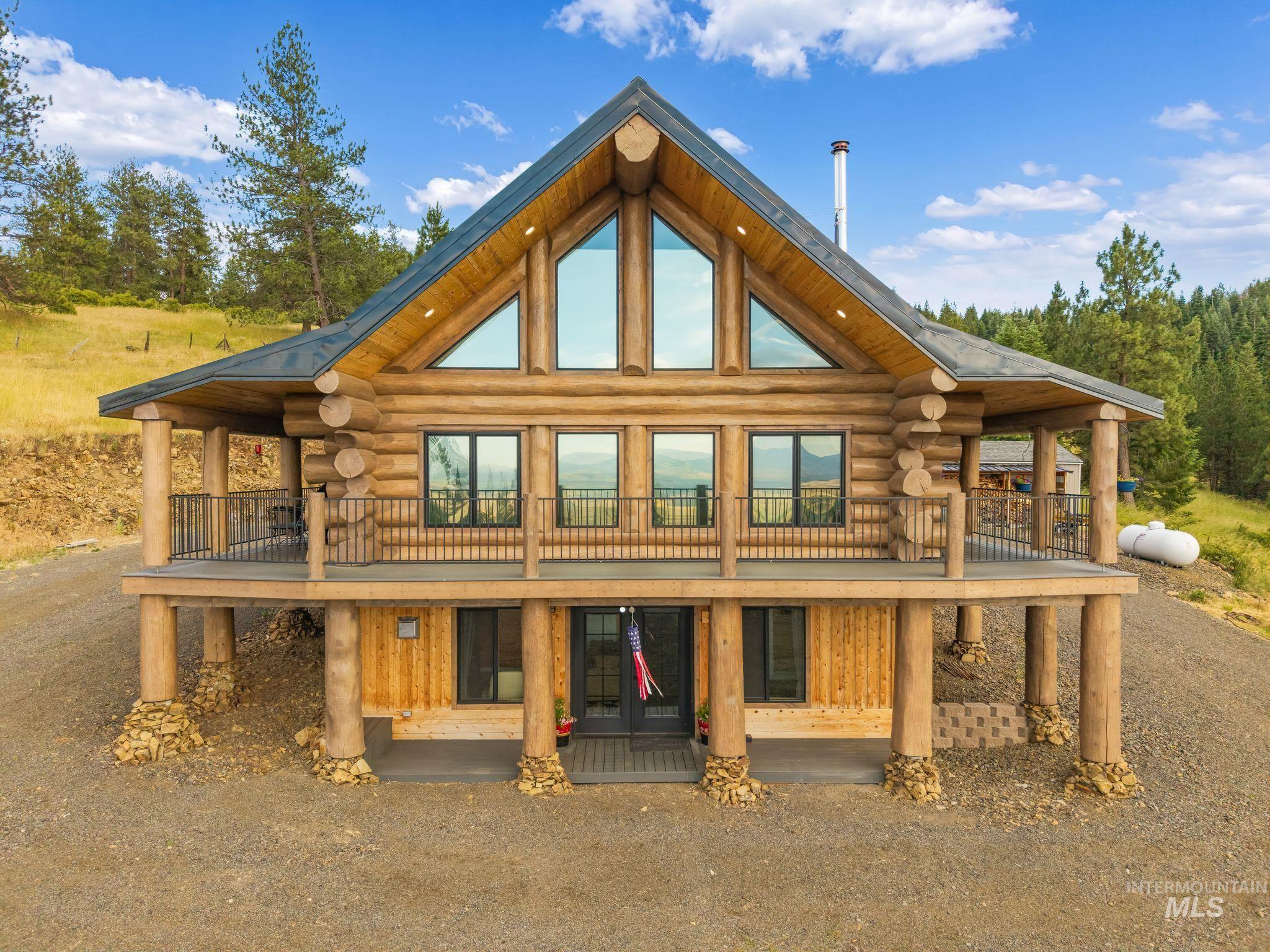 2625 Old White Bird Hill Road, Grangeville, Idaho 83530, 3 Bedrooms, 3 Bathrooms, Residential For Sale, Price $1,149,000,MLS 98992711