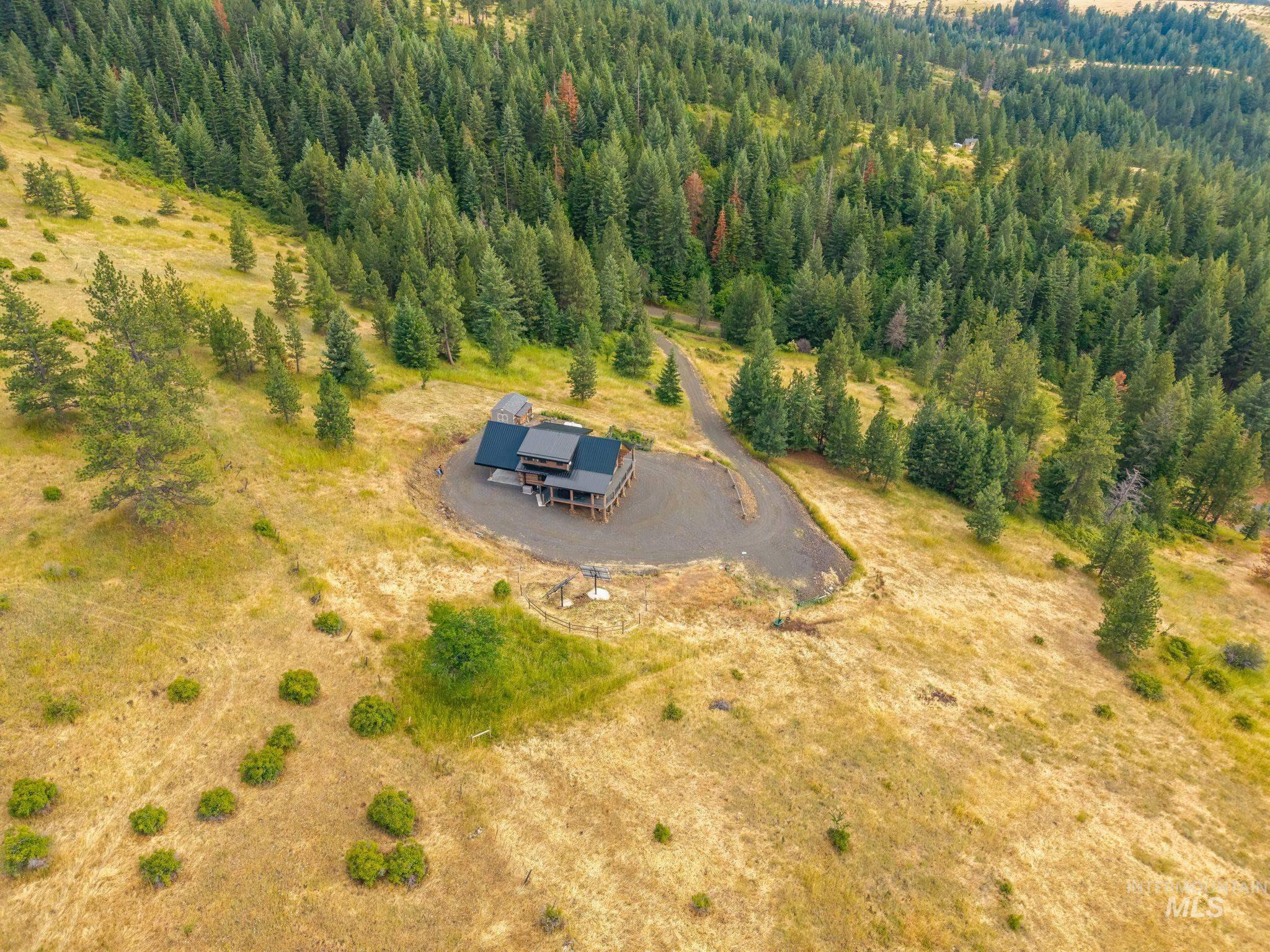 2625 Old White Bird Hill Road, Grangeville, Idaho 83530, 3 Bedrooms, 3 Bathrooms, Residential For Sale, Price $1,149,000,MLS 98992711