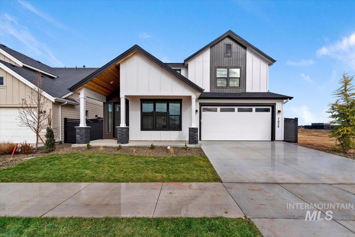 7586 W Centerline St, Eagle, Idaho 83616, 4 Bedrooms, 2.5 Bathrooms, Residential For Sale, Price $838,800,MLS 98992717