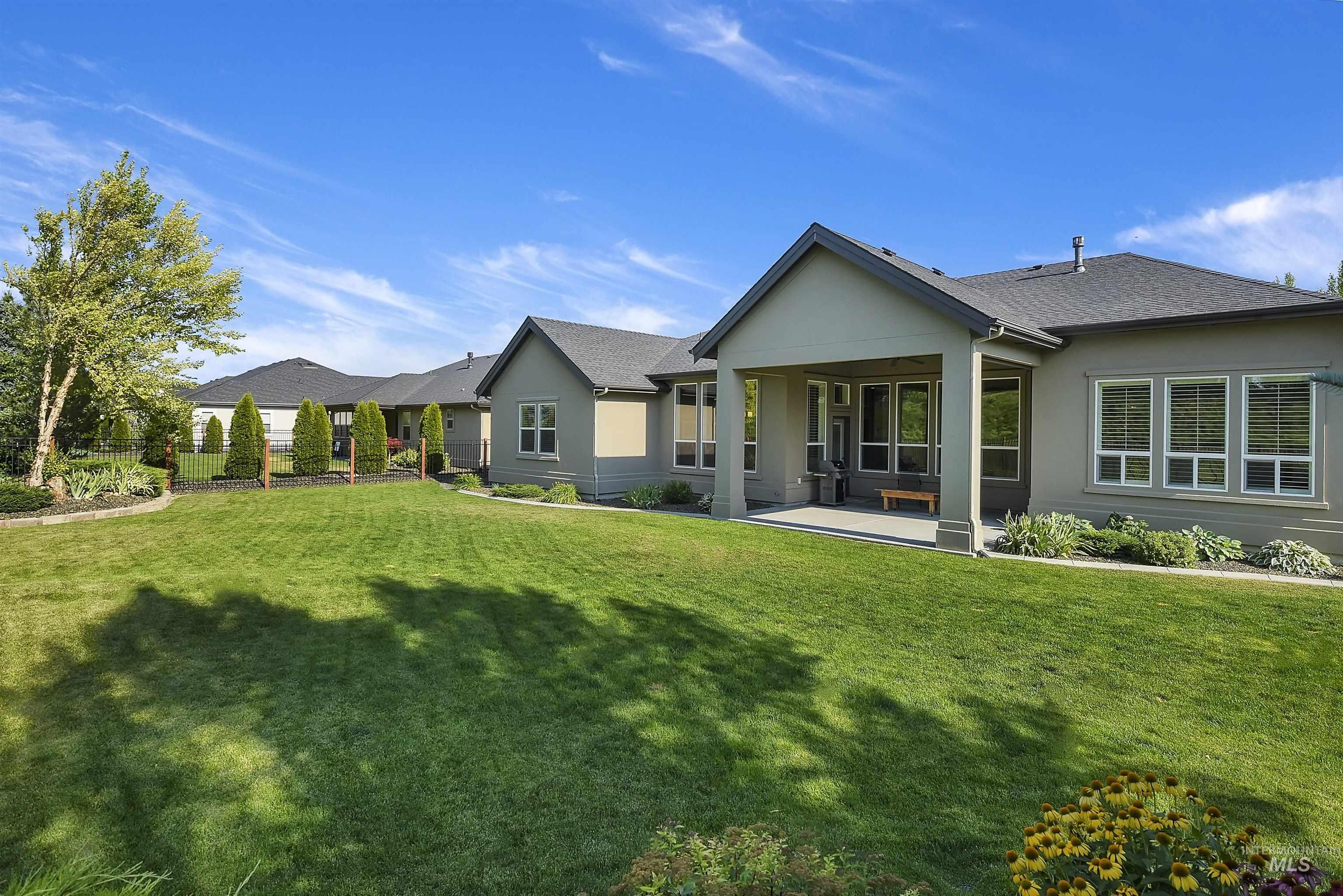 6070 W Piaffe Ct, Eagle, Idaho 83616, 4 Bedrooms, 3.5 Bathrooms, Residential For Sale, Price $1,100,000,MLS 98992720