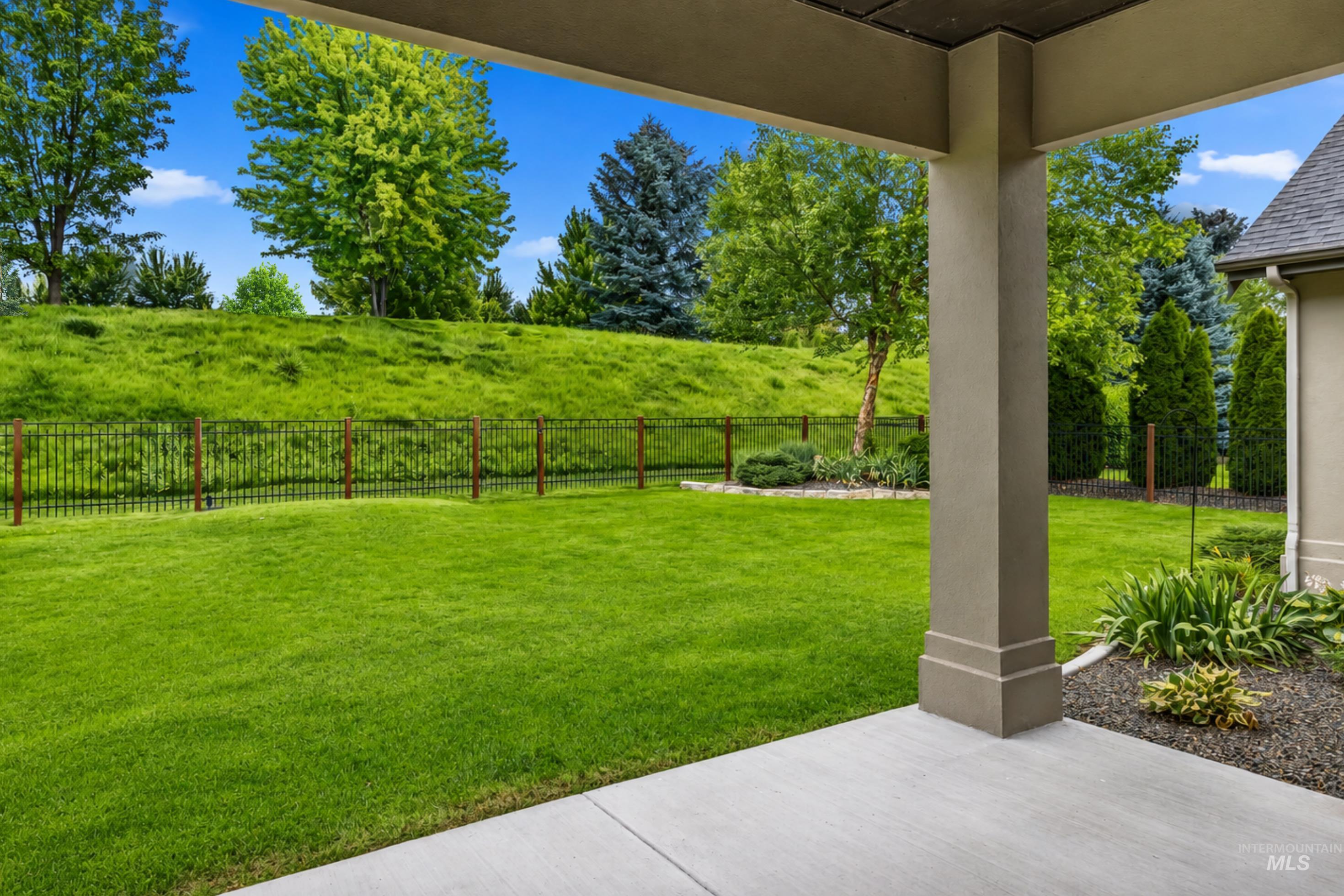 6070 W Piaffe Ct, Eagle, Idaho 83616, 4 Bedrooms, 3.5 Bathrooms, Residential For Sale, Price $1,100,000,MLS 98992720