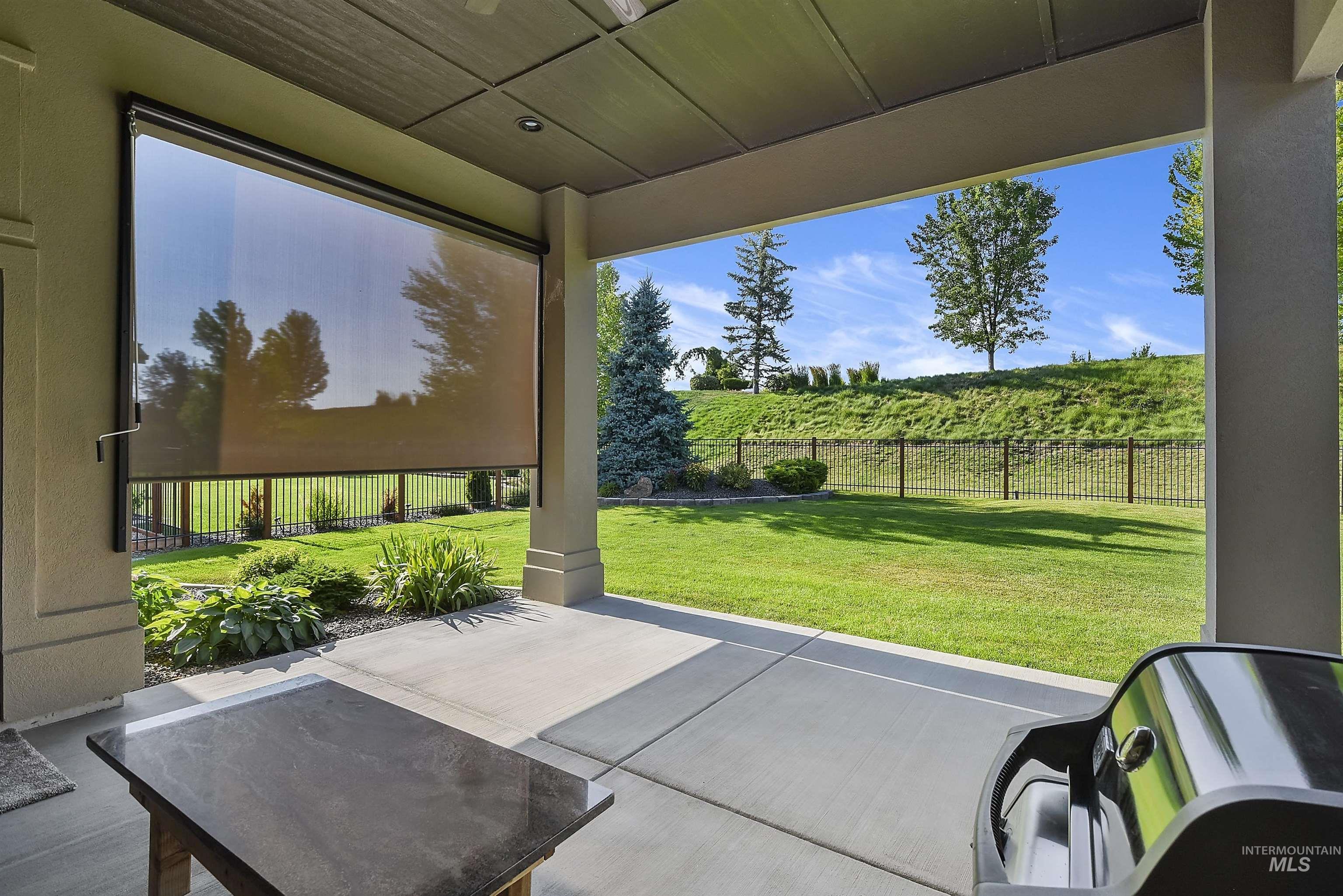 6070 W Piaffe Ct, Eagle, Idaho 83616, 4 Bedrooms, 3.5 Bathrooms, Residential For Sale, Price $1,100,000,MLS 98992720