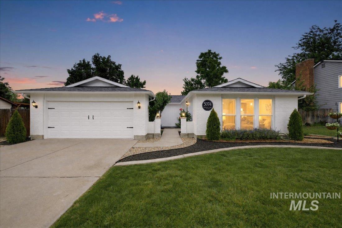 5074 W Harbourview Drive, Boise, Idaho 83703, 3 Bedrooms, 2 Bathrooms, Residential For Sale, Price $509,000, 98992723