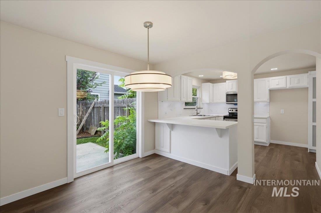 5074 W Harbourview Drive, Boise, Idaho 83703, 3 Bedrooms, 2 Bathrooms, Residential For Sale, Price $509,000, 98992723