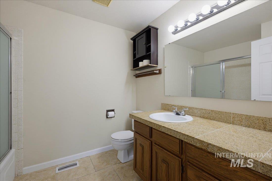 5074 W Harbourview Drive, Boise, Idaho 83703, 3 Bedrooms, 2 Bathrooms, Residential For Sale, Price $509,000, 98992723