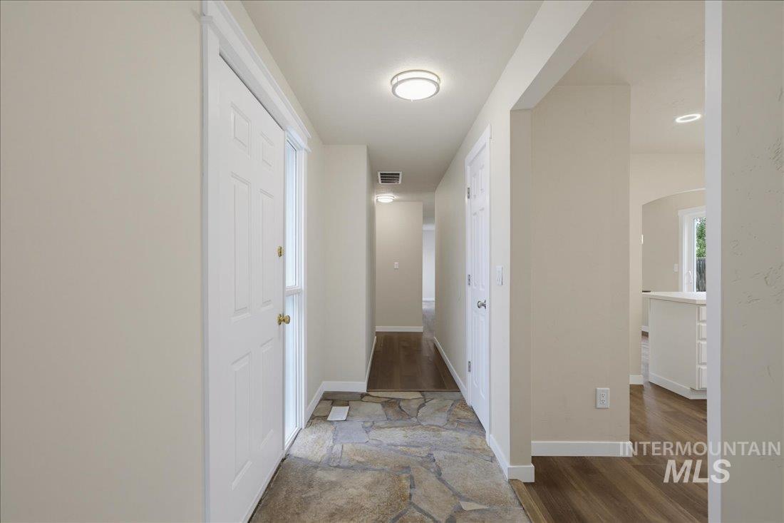 5074 W Harbourview Drive, Boise, Idaho 83703, 3 Bedrooms, 2 Bathrooms, Residential For Sale, Price $509,000, 98992723