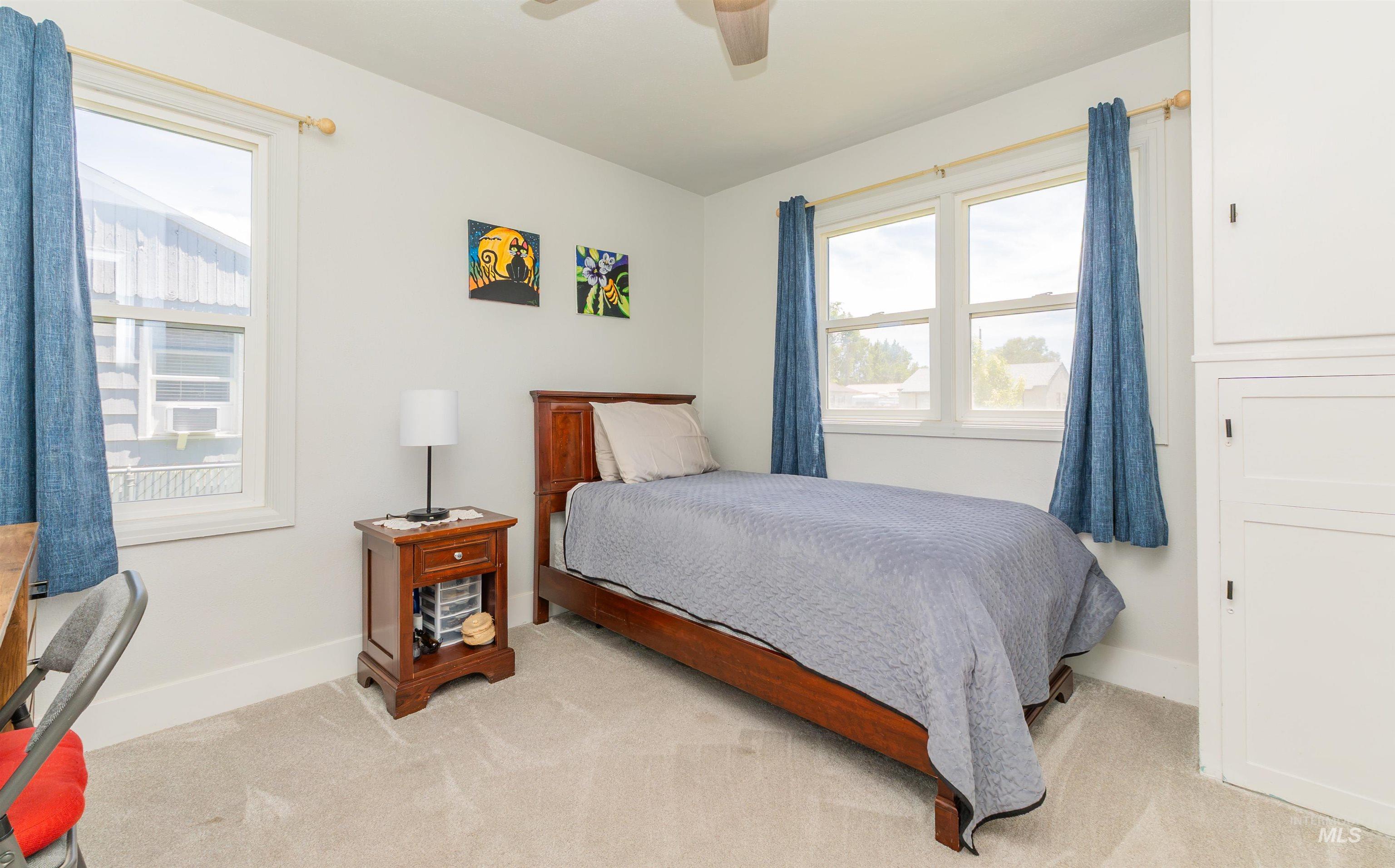 114 Sunnyside Dr, Caldwell, Idaho 83605, 2 Bedrooms, 1 Bathroom, Residential For Sale, Price $289,900,MLS 98992724
