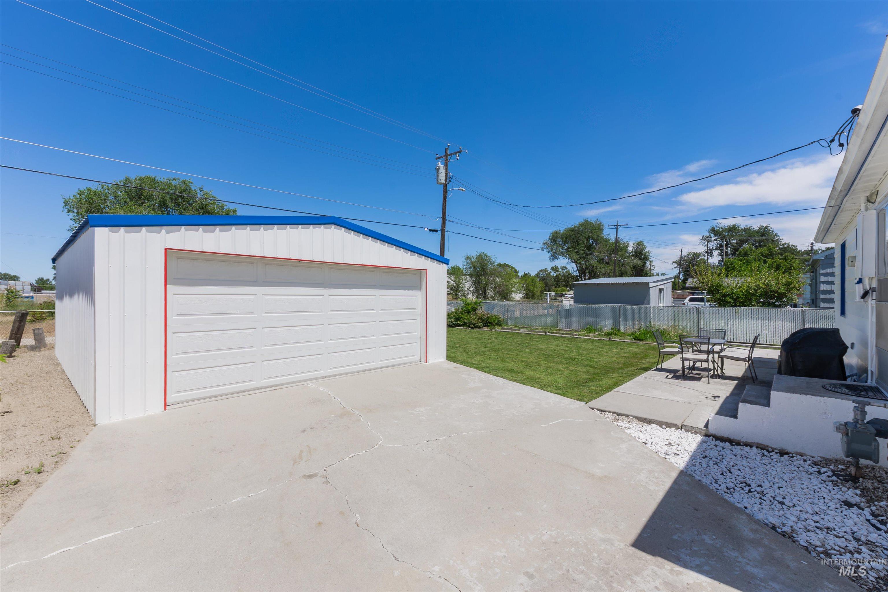114 Sunnyside Dr, Caldwell, Idaho 83605, 2 Bedrooms, 1 Bathroom, Residential For Sale, Price $289,900,MLS 98992724