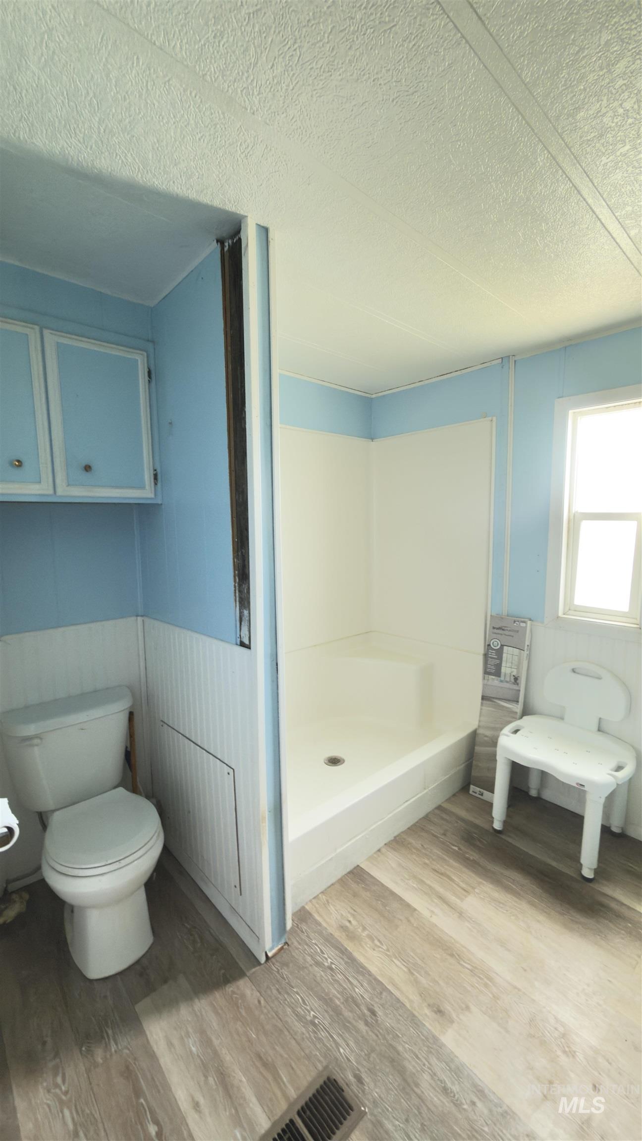 301 Shillington Court, Minidoka, Idaho 83343, 3 Bedrooms, 2 Bathrooms, Residential For Sale, Price $90,000, 98992726