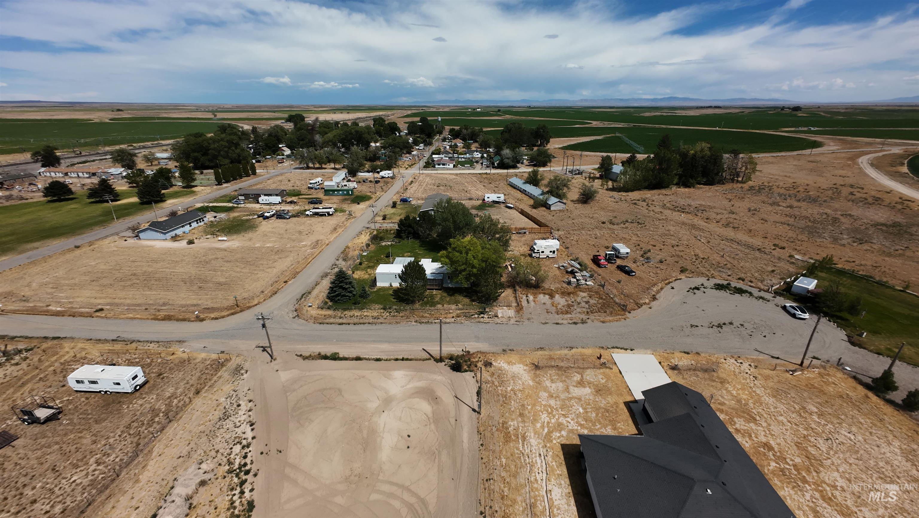 301 Shillington Court, Minidoka, Idaho 83343, 3 Bedrooms, 2 Bathrooms, Residential For Sale, Price $90,000, 98992726