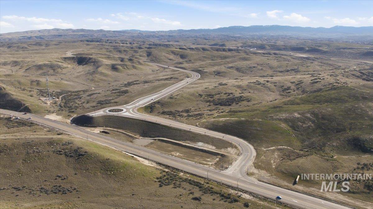 6537 W Danes Dr, Eagle, Idaho 83616, 4 Bedrooms, 2.5 Bathrooms, Residential For Sale, Price $1,039,800,MLS 98992732
