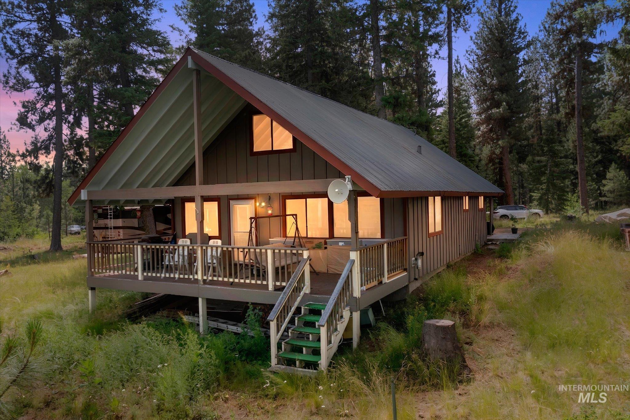 26 Doaka Ct, Idaho City, Idaho 83631, 2 Bedrooms, 2 Bathrooms, Residential For Sale, Price $475,000,MLS 98992734