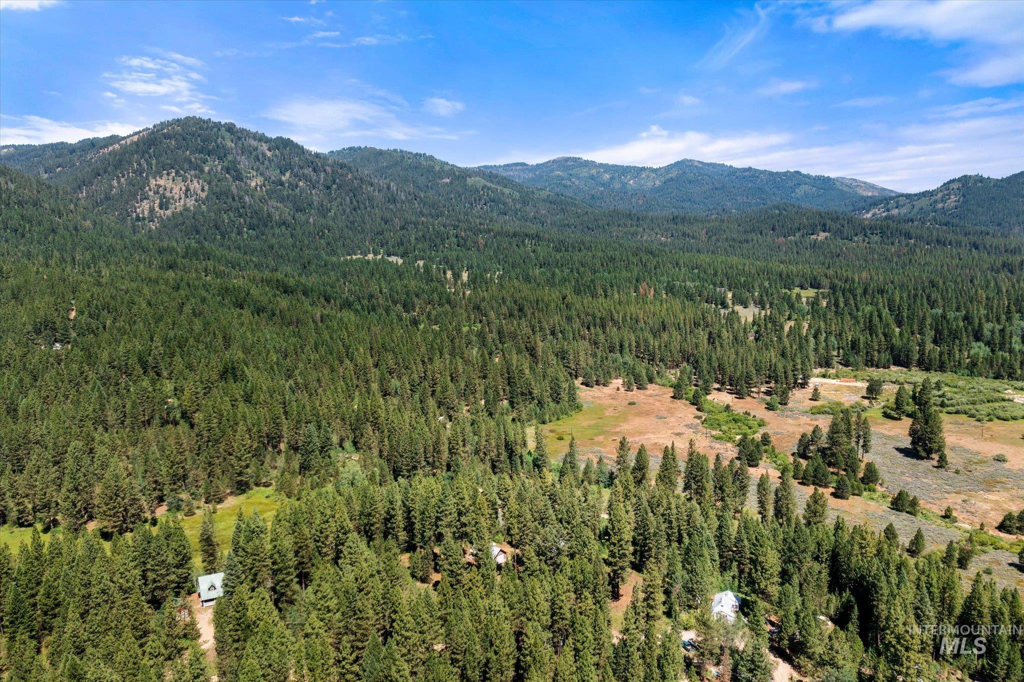 26 Doaka Ct, Idaho City, Idaho 83631, 2 Bedrooms, 2 Bathrooms, Residential For Sale, Price $475,000,MLS 98992734