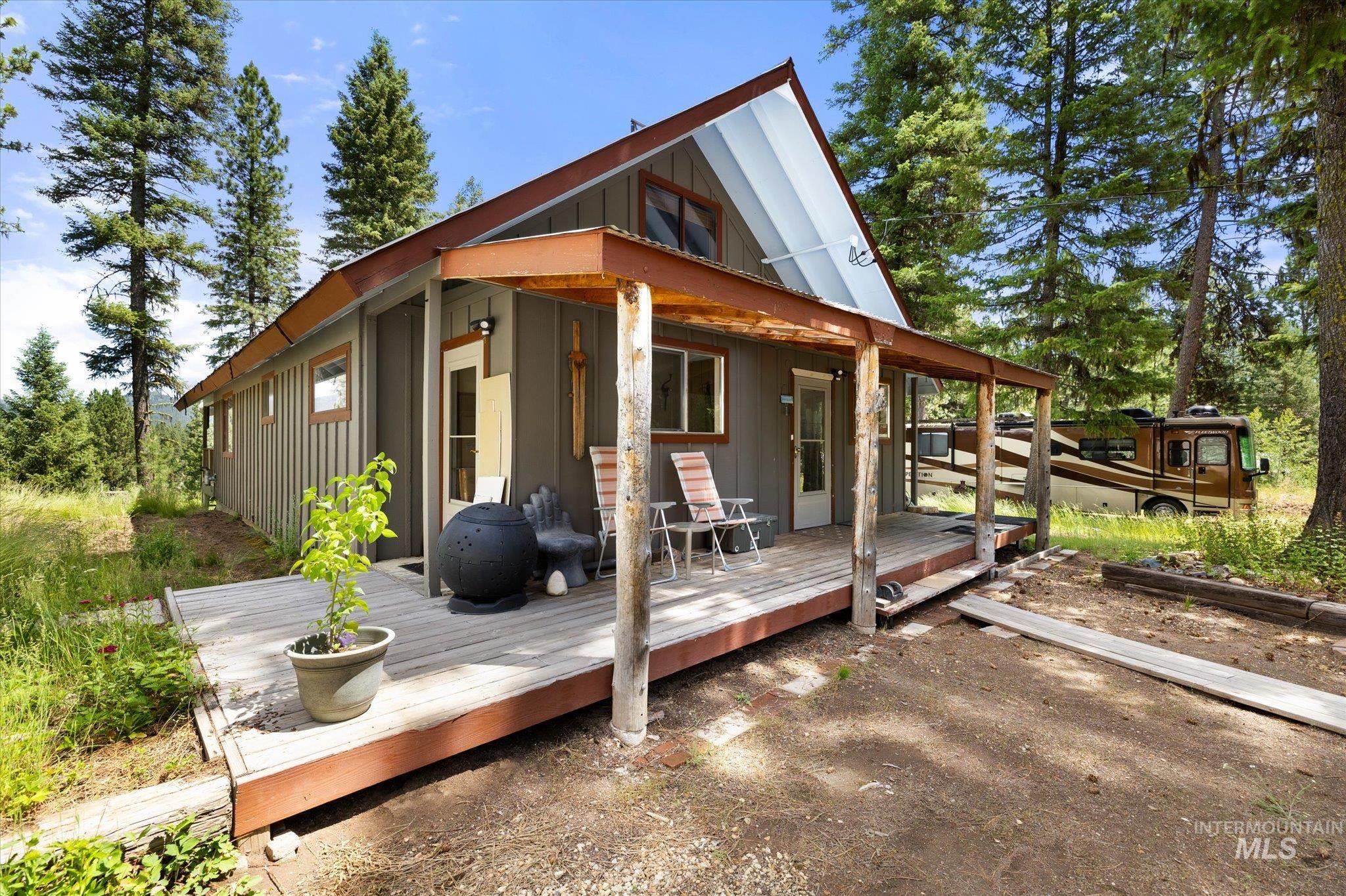26 Doaka Ct, Idaho City, Idaho 83631, 2 Bedrooms, 2 Bathrooms, Residential For Sale, Price $475,000,MLS 98992734