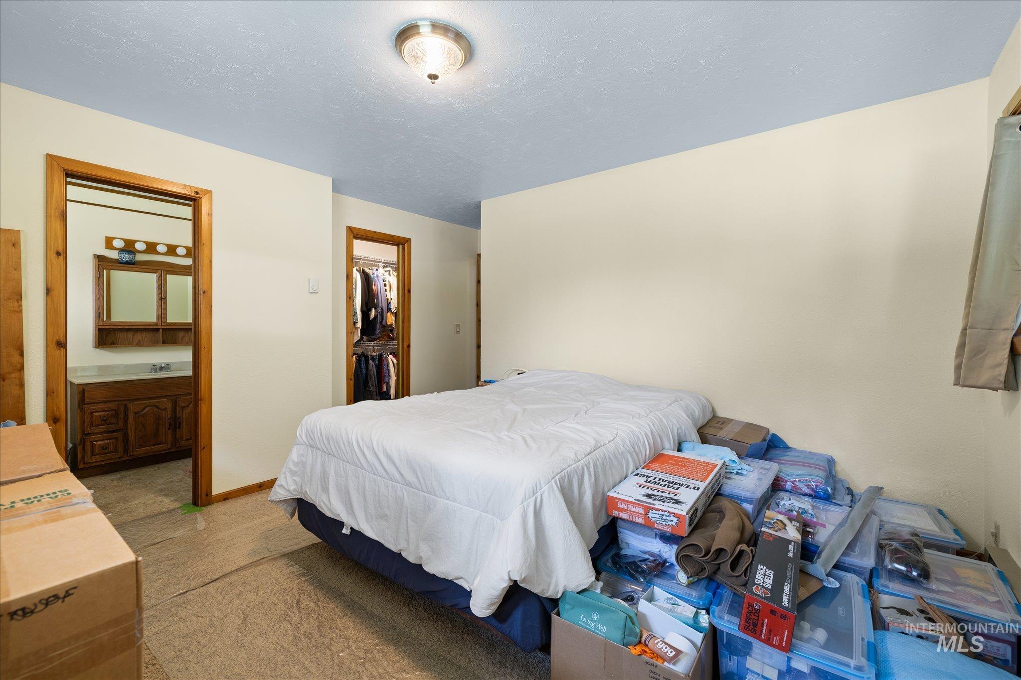 26 Doaka Ct, Idaho City, Idaho 83631, 2 Bedrooms, 2 Bathrooms, Residential For Sale, Price $475,000,MLS 98992734