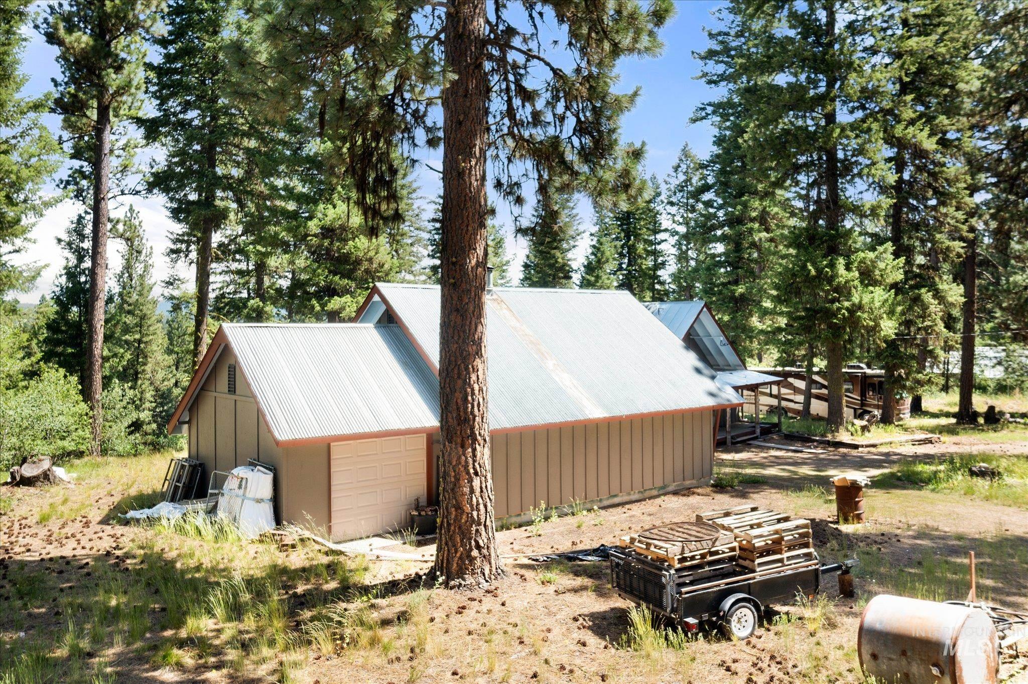26 Doaka Ct, Idaho City, Idaho 83631, 2 Bedrooms, 2 Bathrooms, Residential For Sale, Price $475,000,MLS 98992734