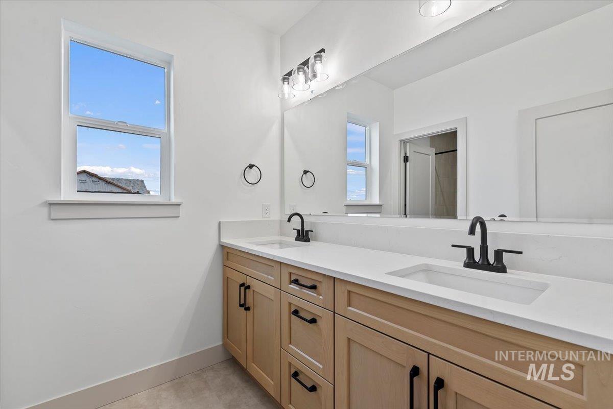6340 W Largo Dr, Eagle, Idaho 83646, 5 Bedrooms, 4 Bathrooms, Residential For Sale, Price $852,000,MLS 98992735