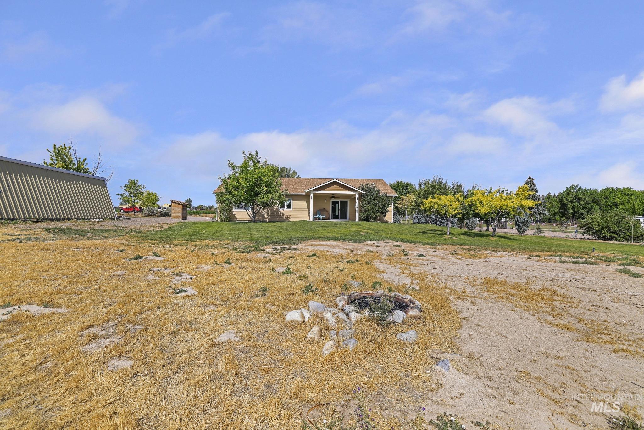 3388 N 3065 E, Twin Falls, Idaho 83301, 3 Bedrooms, 2 Bathrooms, Residential For Sale, Price $550,000,MLS 98992737