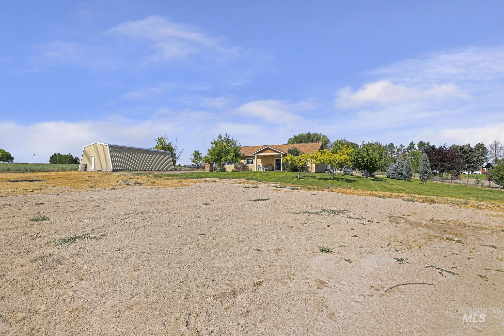 3388 N 3065 E, Twin Falls, Idaho 83301, 3 Bedrooms, 2 Bathrooms, Residential For Sale, Price $550,000,MLS 98992737