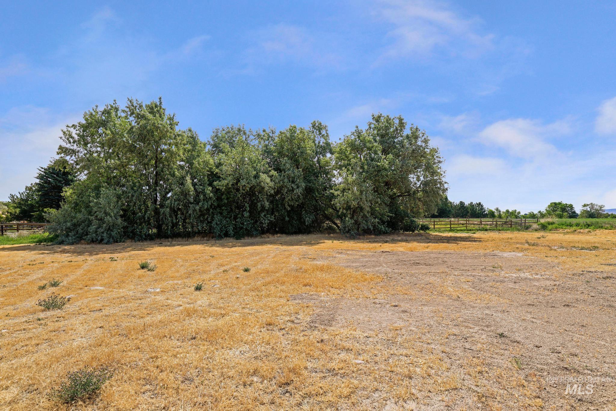 3388 N 3065 E, Twin Falls, Idaho 83301, 3 Bedrooms, 2 Bathrooms, Residential For Sale, Price $550,000,MLS 98992737