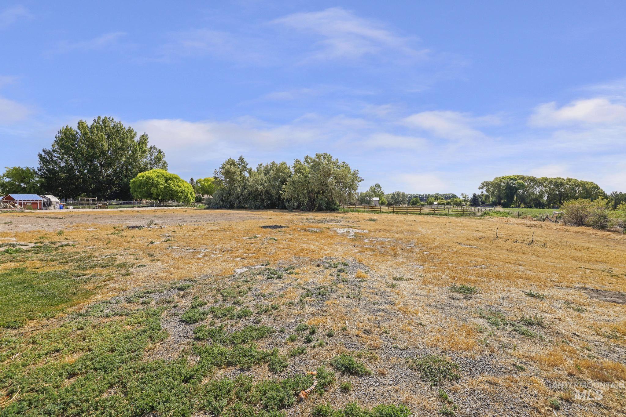 3388 N 3065 E, Twin Falls, Idaho 83301, 3 Bedrooms, 2 Bathrooms, Residential For Sale, Price $550,000,MLS 98992737